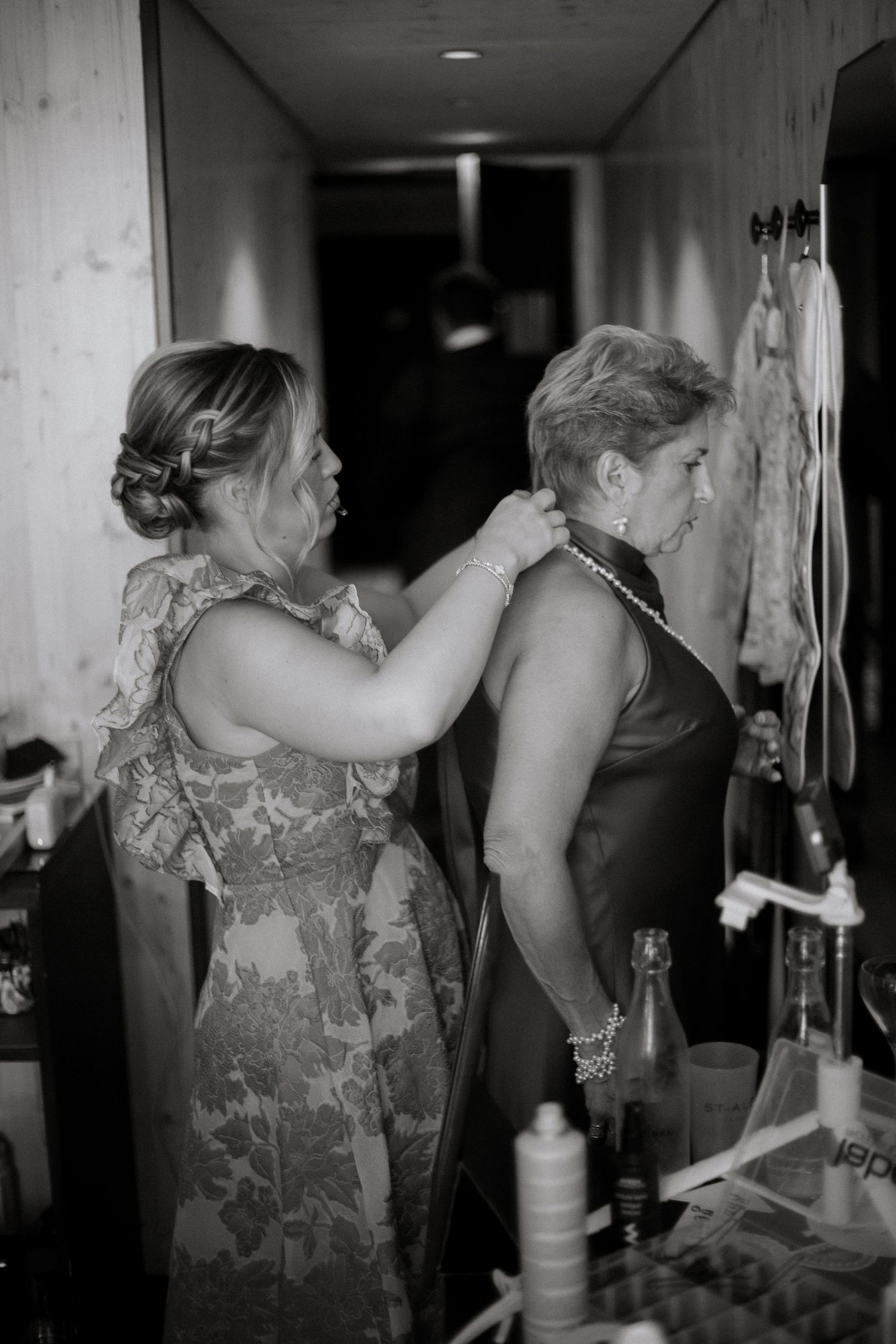 Candid Wedding Photographer captures bridal detail photo. La Clusaz Wedding venue. French Alps Mountain Wedding photographer. Outdoor Bride