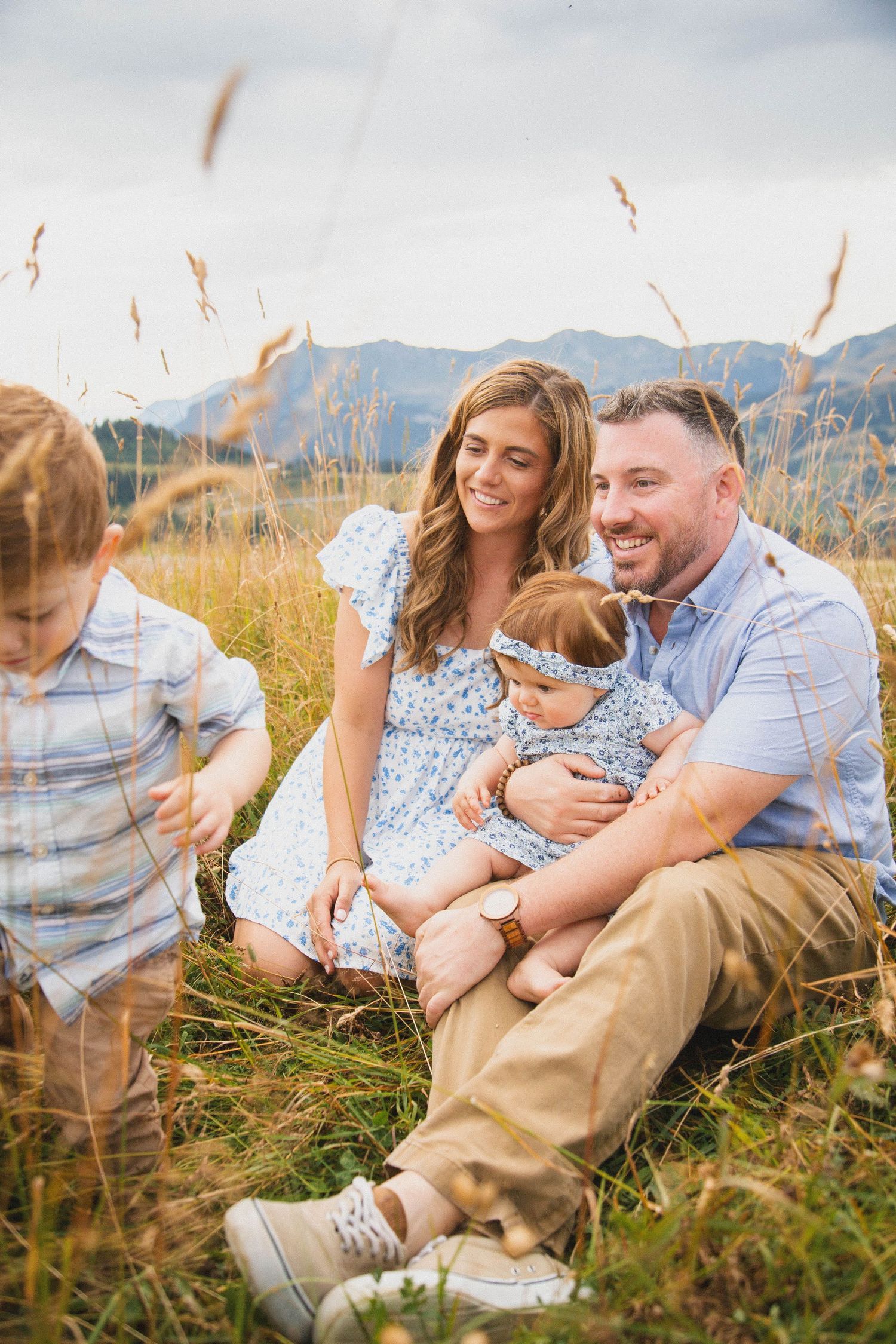 Family photography in morzine. Natural style family photographer based in Morzine. Family photography session in Les Gets and Morzine.