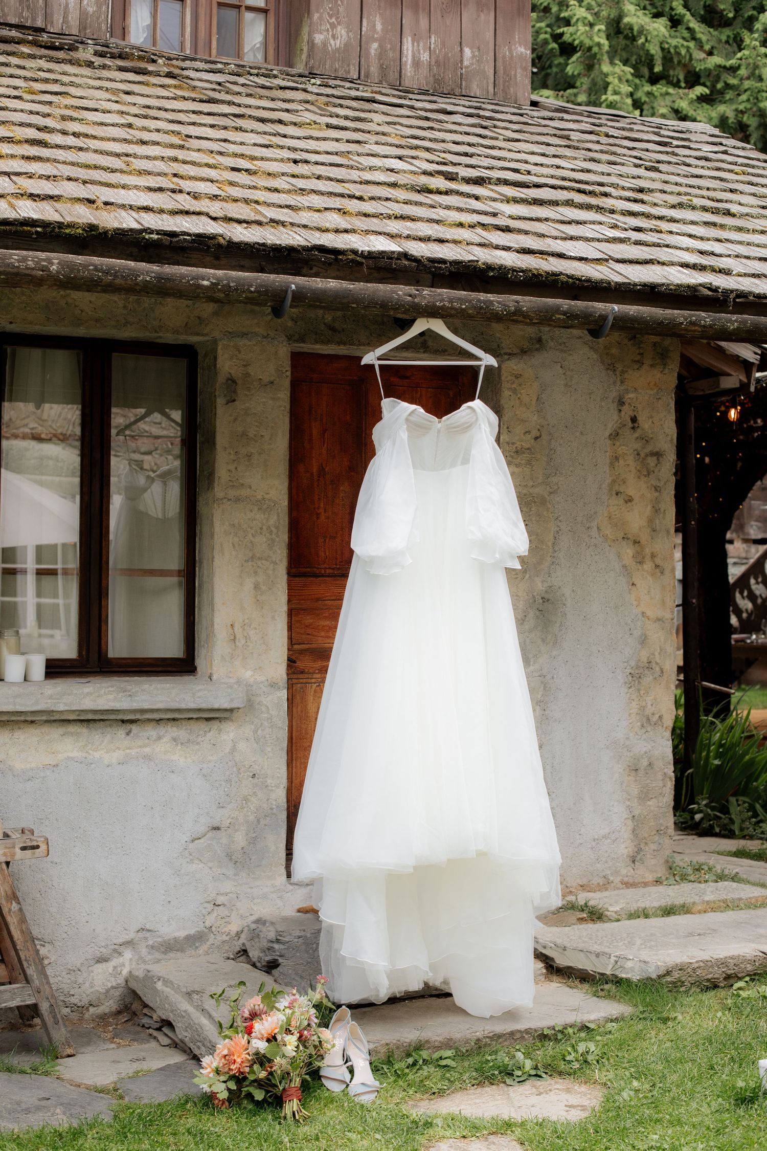 Morzine Wedding photographer captures small moments and details in beautiful Morzine Wedding Venue. Candid,timeless documentary style photos