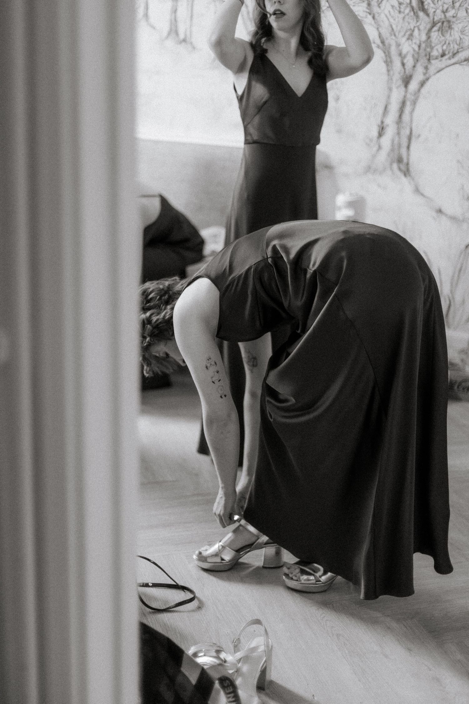 Candid Cotswold Wedding Photographer captures bridal details at Gloucestershire Wedding Venue. Natural, candid and timeless photography, UK