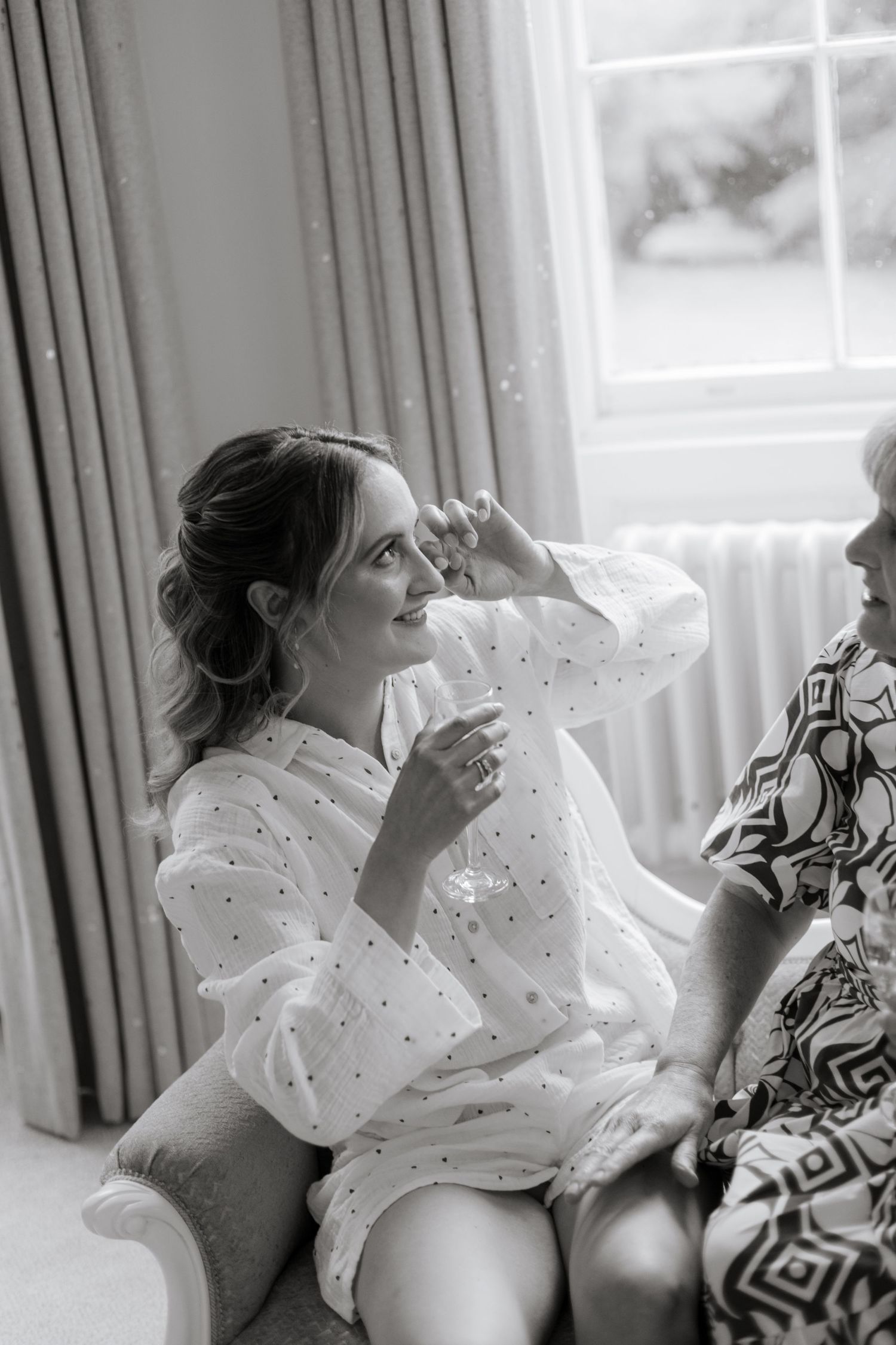 Candid Cotswold Wedding Photographer captures bridal details at Gloucestershire Wedding Venue. Natural, candid and timeless photography, UK