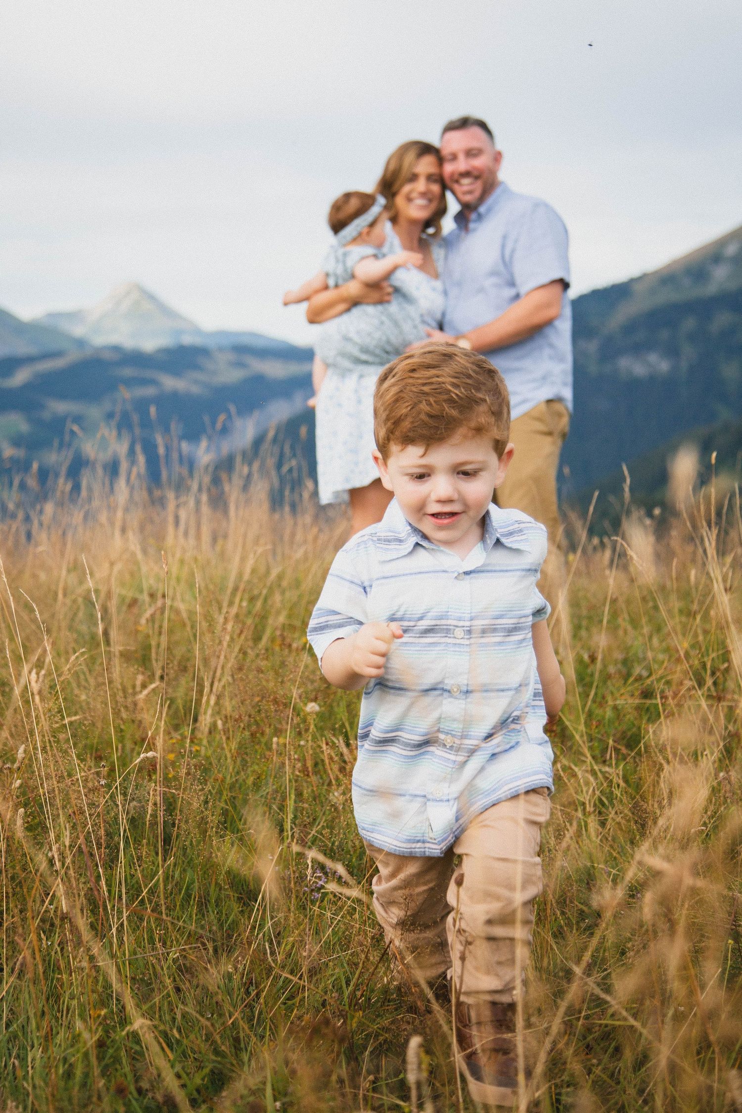 Family photography in morzine. Natural style family photographer based in Morzine. Family photography session in Les Gets and Morzine.