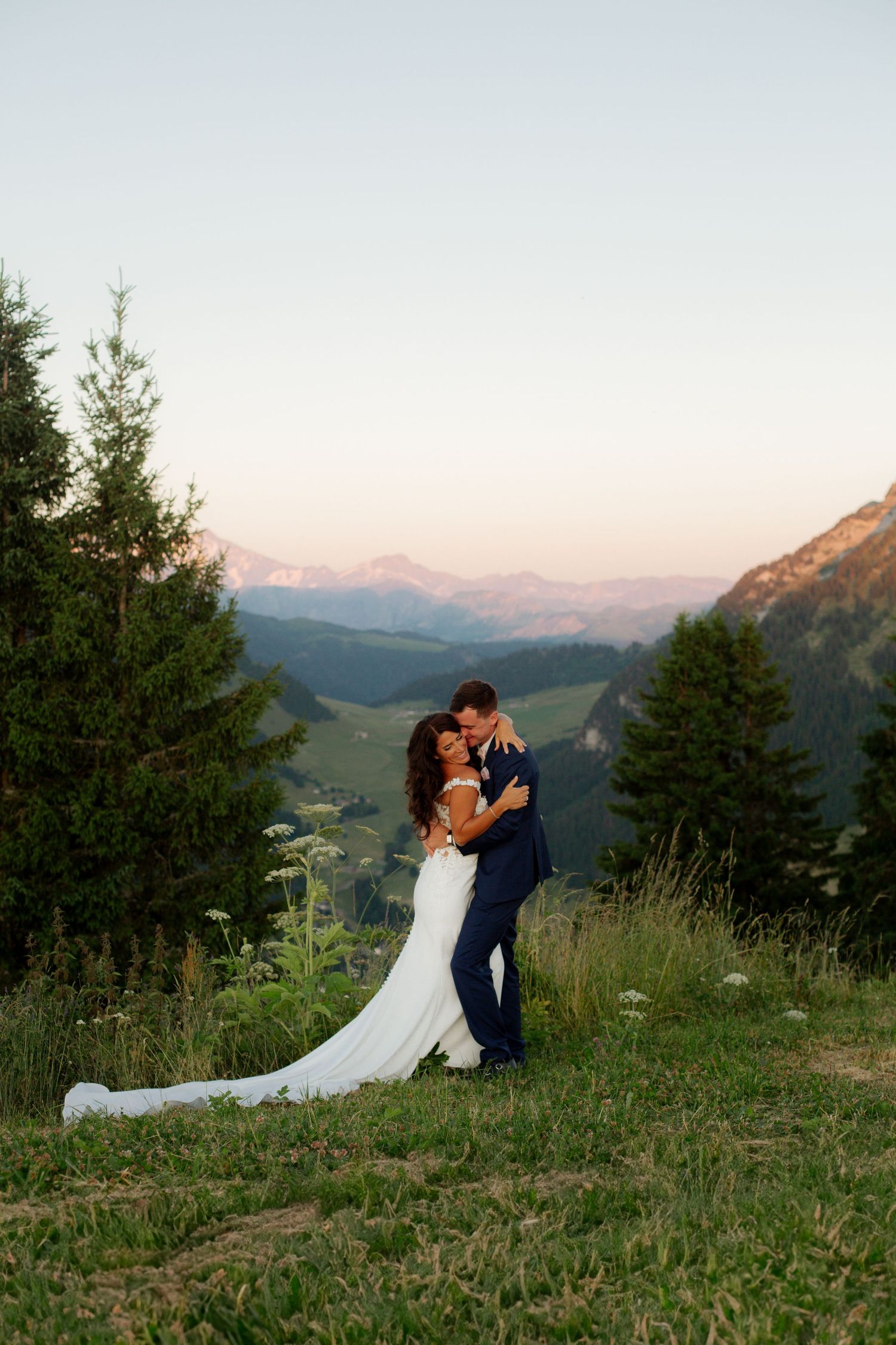 Wedding Photographer captures epic sunset wedding photos in La Clusaz Wedding venue. French Alps, Mountain Wedding photographer, europe.