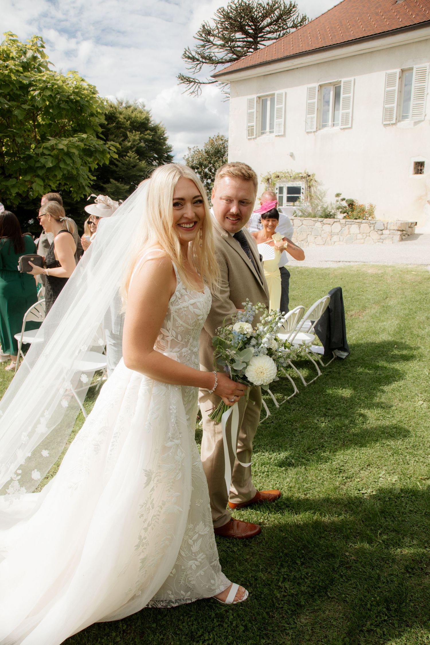 Annecy Wedding photographer captures epic wedding and natural couples photos on Lake Annecy in France. Candid & timeless documentary style.