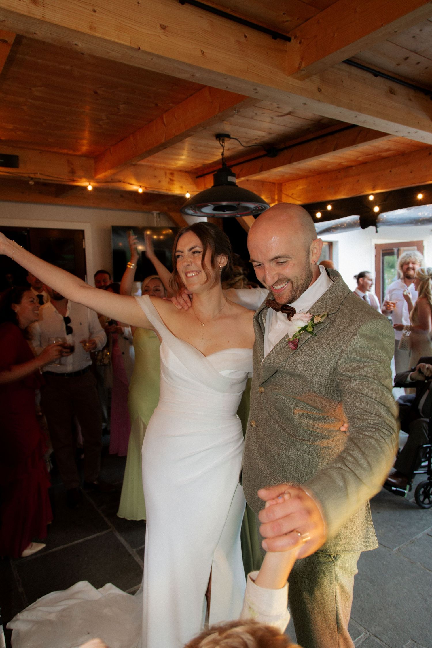 natural wedding photography captured by european wedding photographer specialising in destiantion weddings