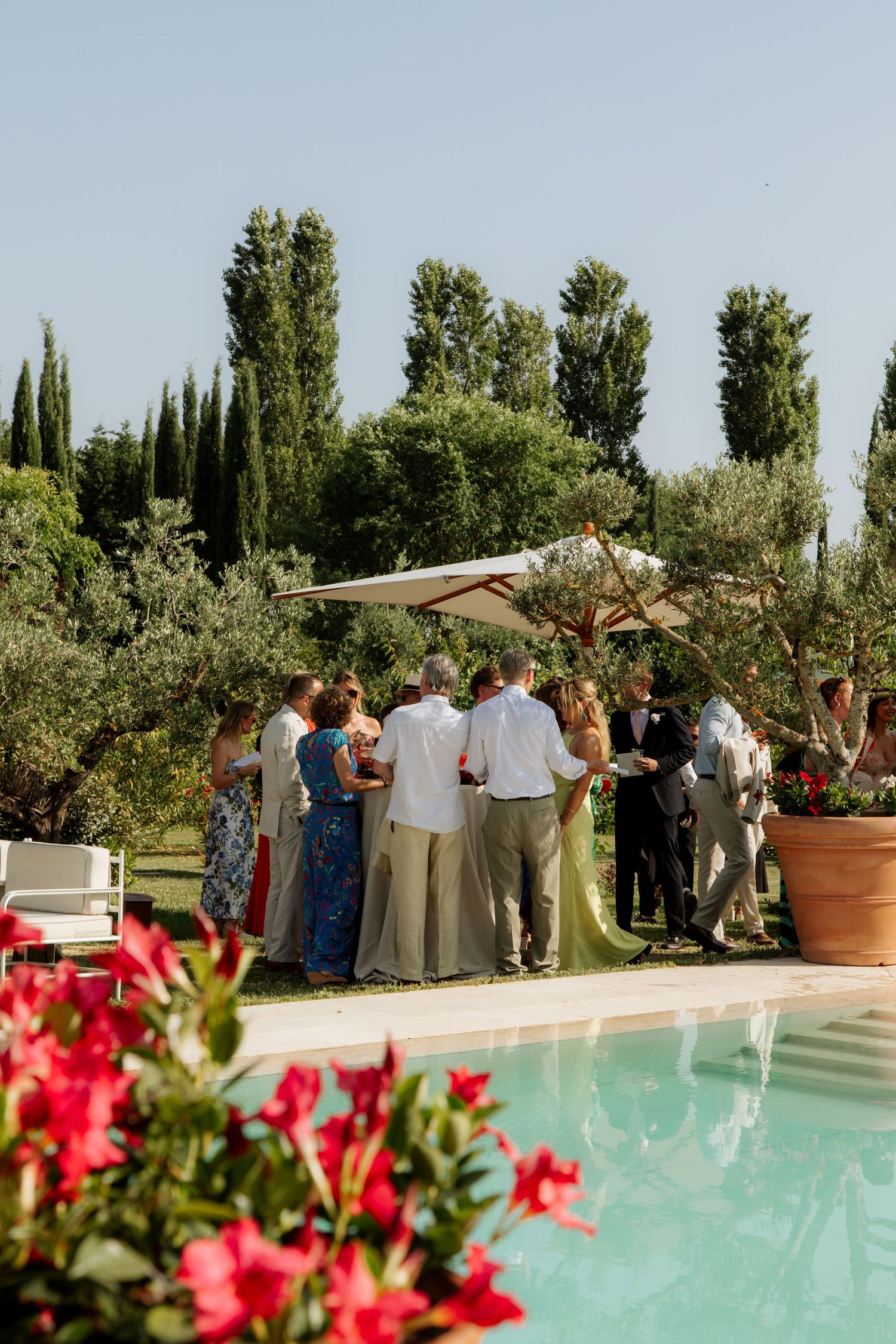European Wedding Photographer captures wedding photos at a Tuscany Wedding venue. Italian wedding photographer, Timeless and candid photos.