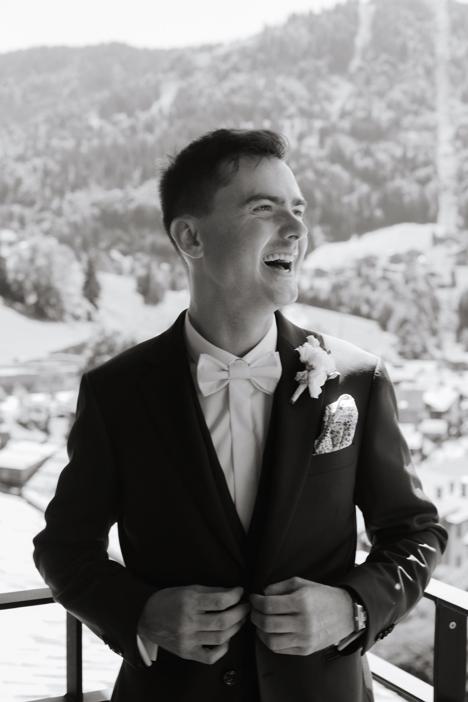 Candid Wedding Photographer captures bridal detail photo. La Clusaz Wedding venue. French Alps Mountain Wedding photographer. Outdoor Bride