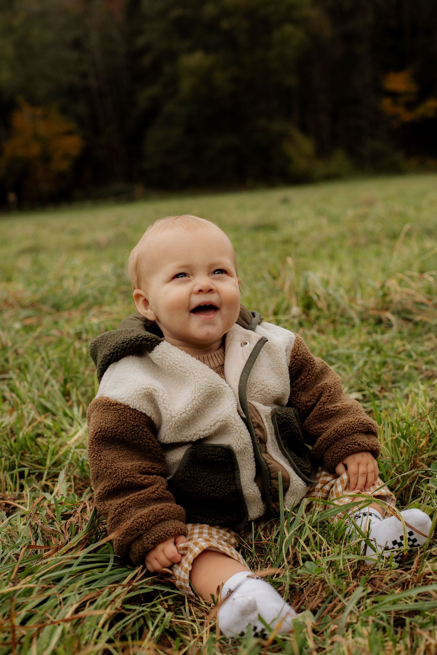 Family Photographer captures outdoor family photos. Family photography session captured by Morzine Photographer in Montriond
