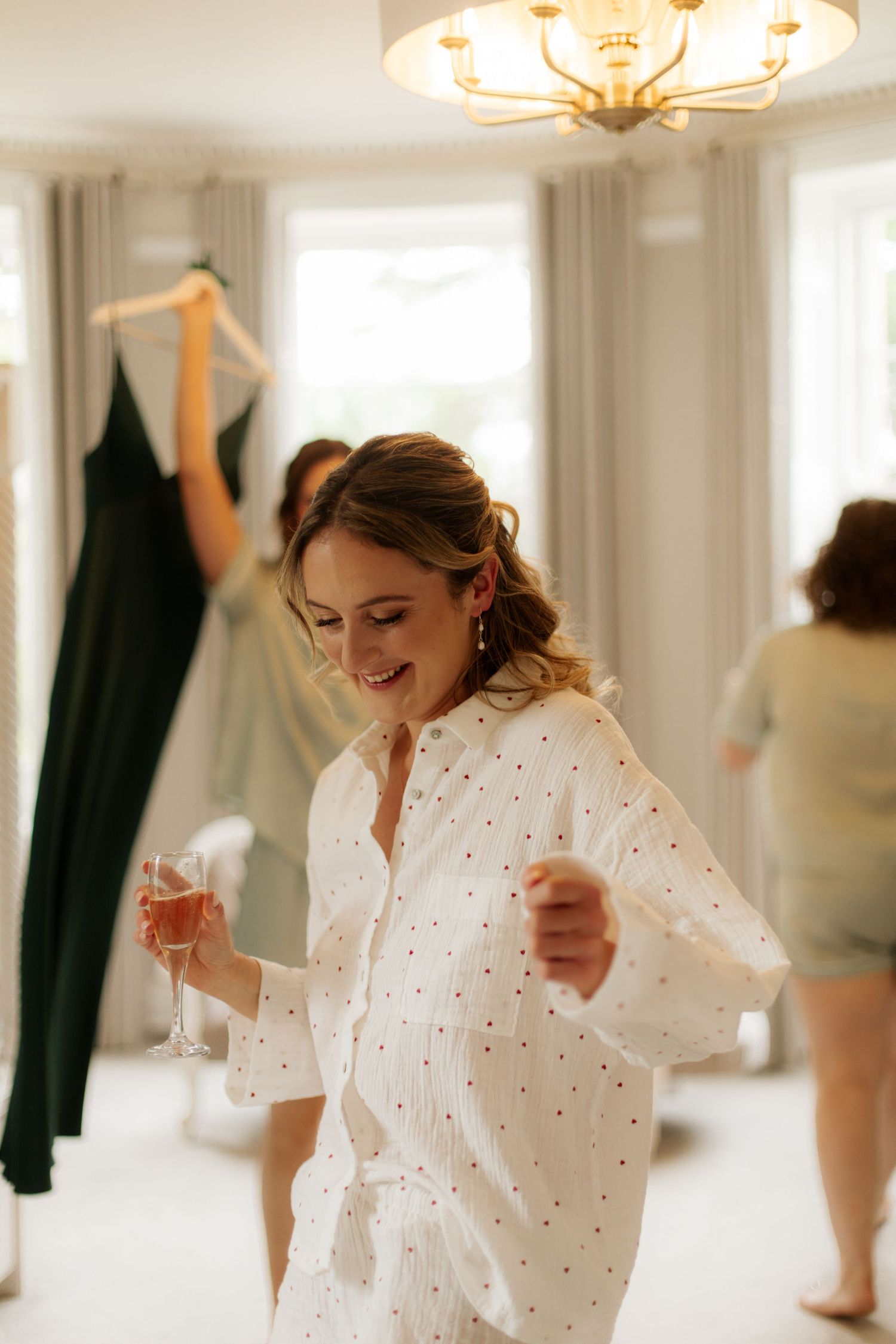 Candid Cotswold Wedding Photographer captures bridal details at Gloucestershire Wedding Venue. Natural, candid and timeless photography, UK