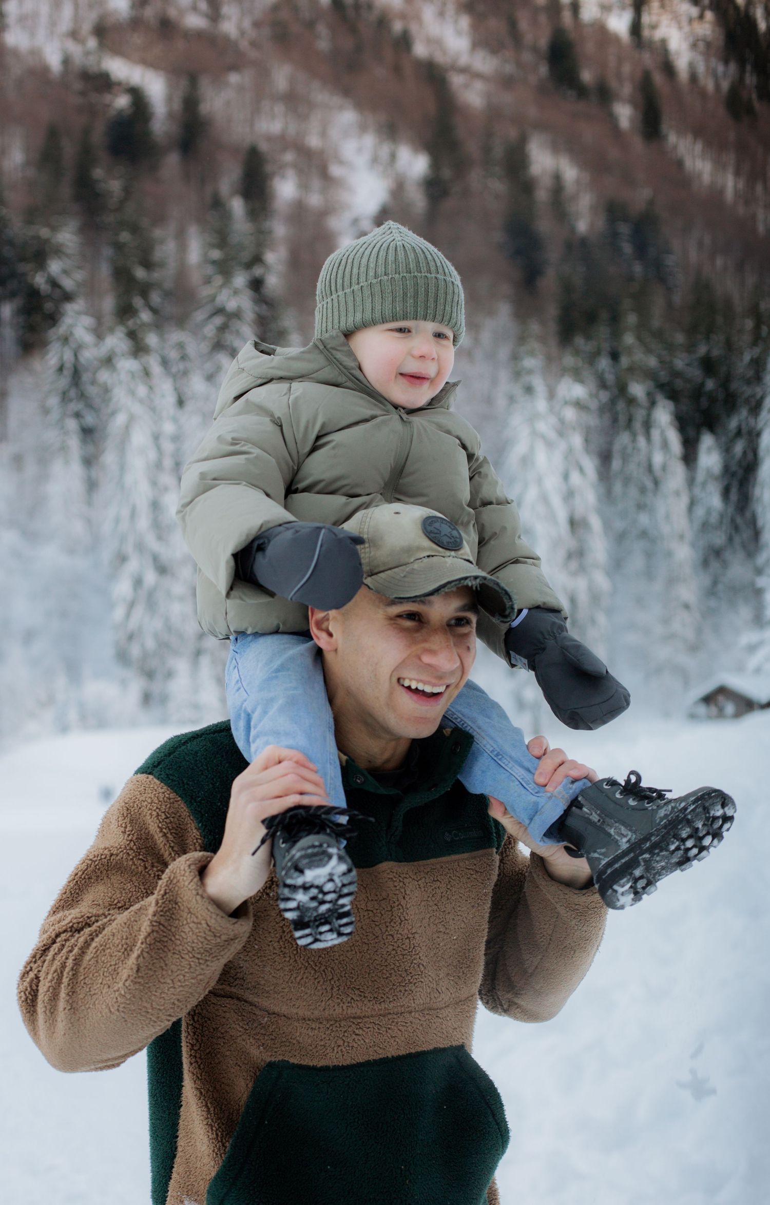 Family Photographer captures outdoor family photos. Family photography session captured by Morzine family Photographer at Lac Montriond