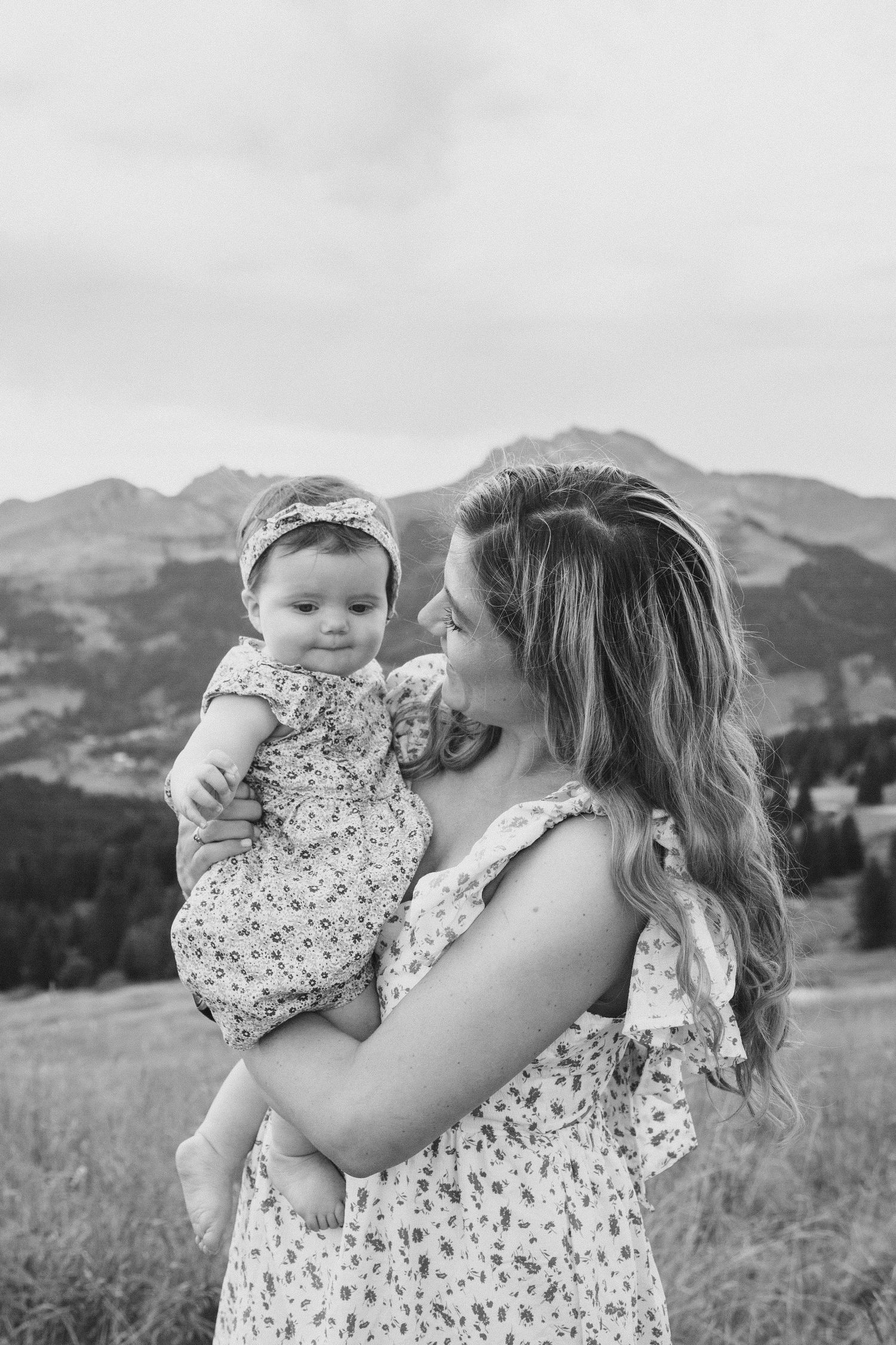 Family photographer in morzine. Natural style family photographer based in Morzine. Family photography session in Les Gets and Morzine.