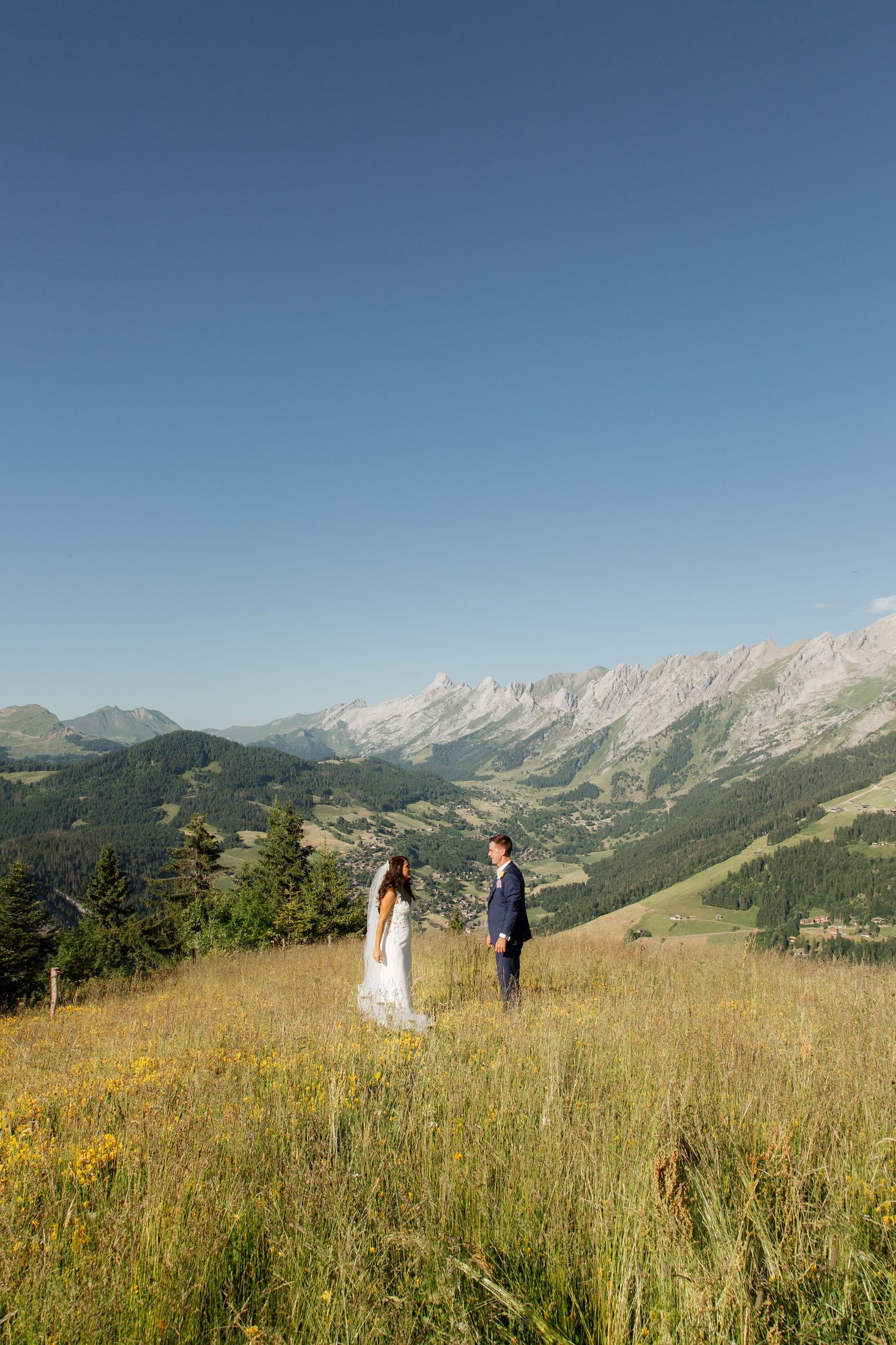 Morzine Wedding Photographer captures epic wedding photos in La Clusaz Wedding venue. French Mountain Wedding photographer. Outdoor Brides