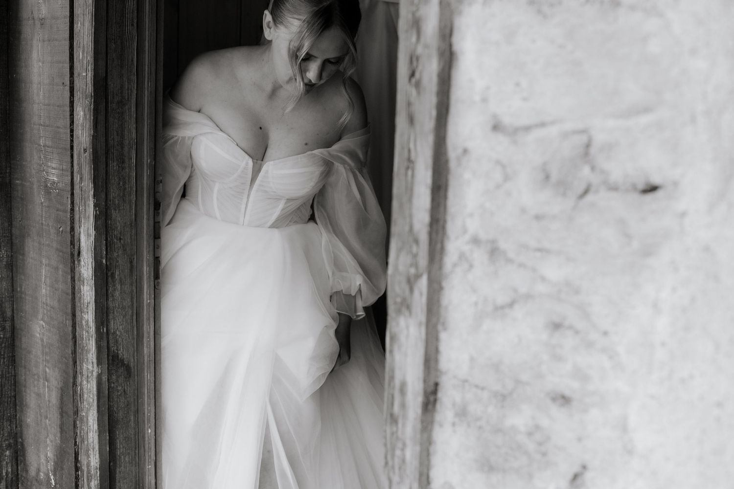 Wedding Photographer captures bridal details photos in Morzine Weddding venue. Wedding photography captured by Morzine Photographer, France