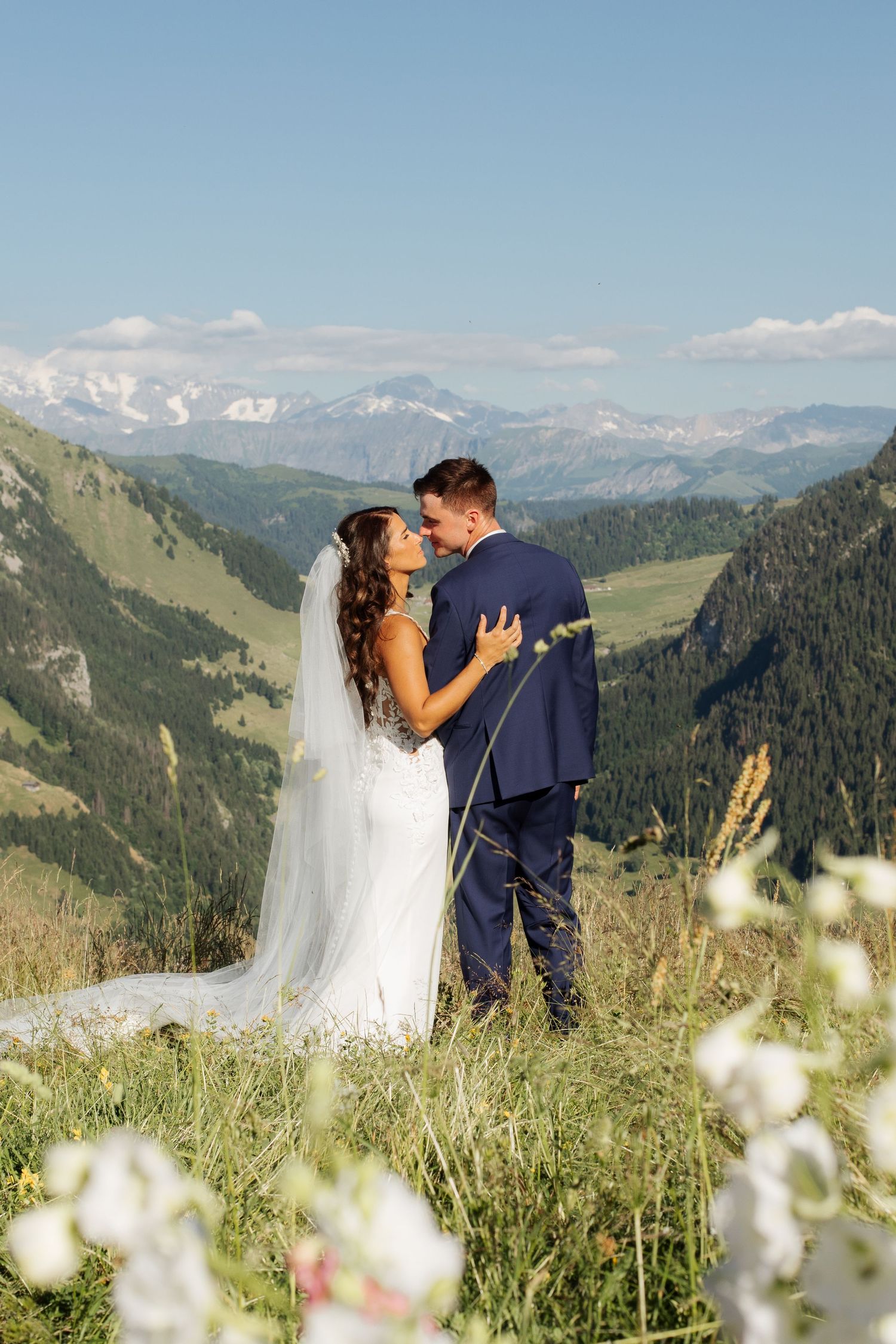 Morzine Wedding Photographer captures epic wedding photos in La Clusaz Wedding venue. French Mountain Wedding photographer. Outdoor Brides