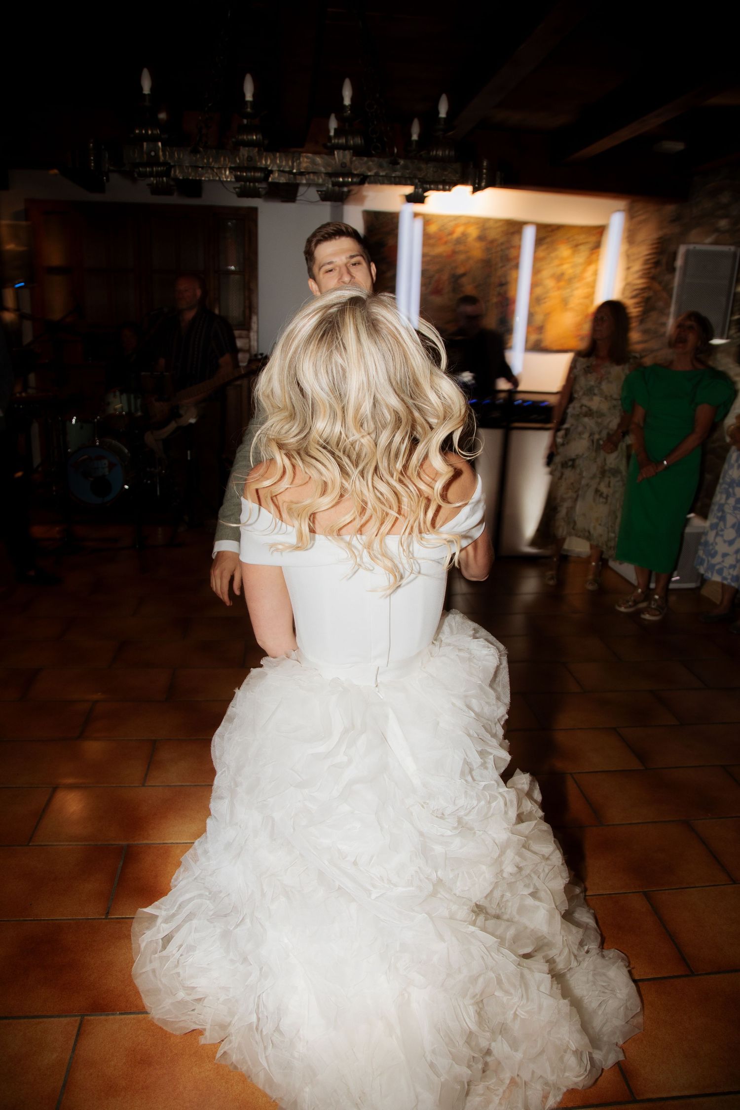 Candid Morzine Wedding Photographer captures first dance at Morzine Wedding venue. Natural, timeless and candid wedding photography.France