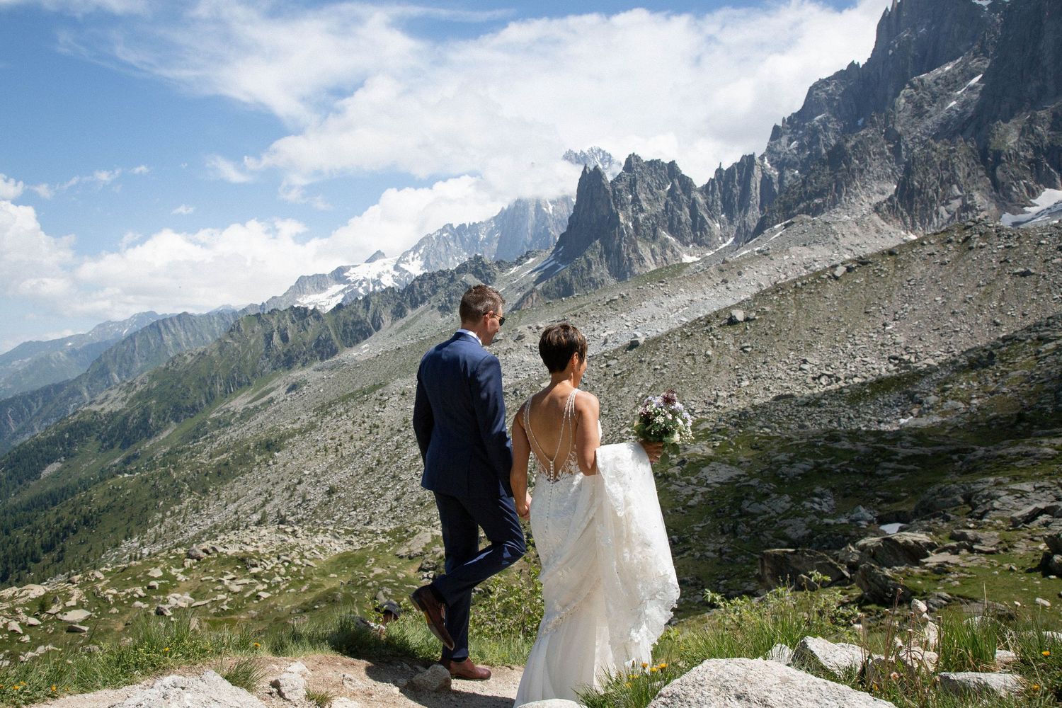 Chamonix elopement photo captured by chamonix elopement photographer. European Elopements
