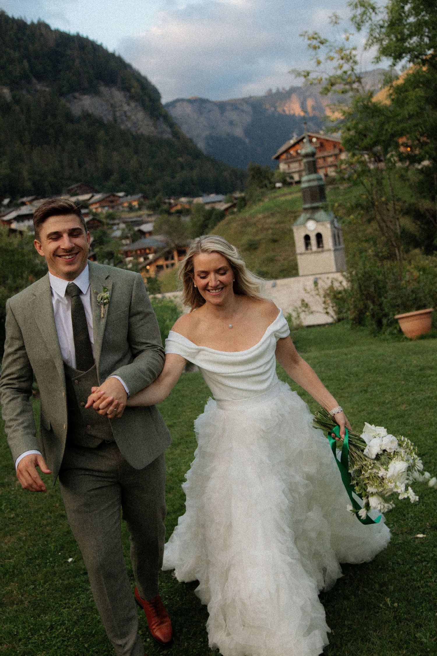 Candid Europe Wedding Photographer captures wedding photos at Morzine Wedding venue. Natural, timeless and candid wedding photography.