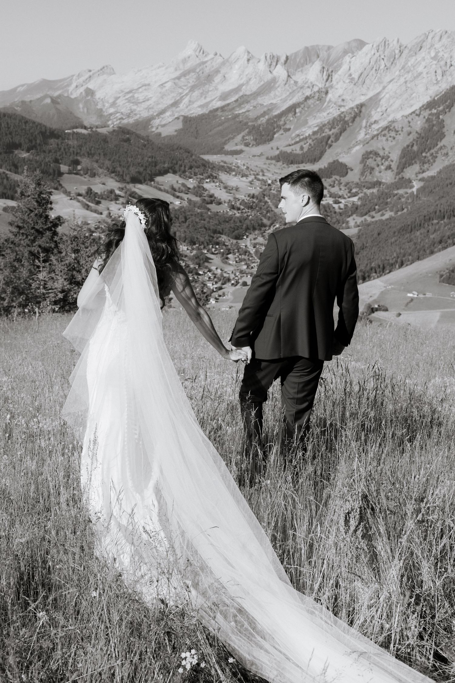 Morzine Wedding Photographer captures bride and groom photos in La Clusaz Wedding venue. French Mountain Wedding photographer. Outdoor Bride