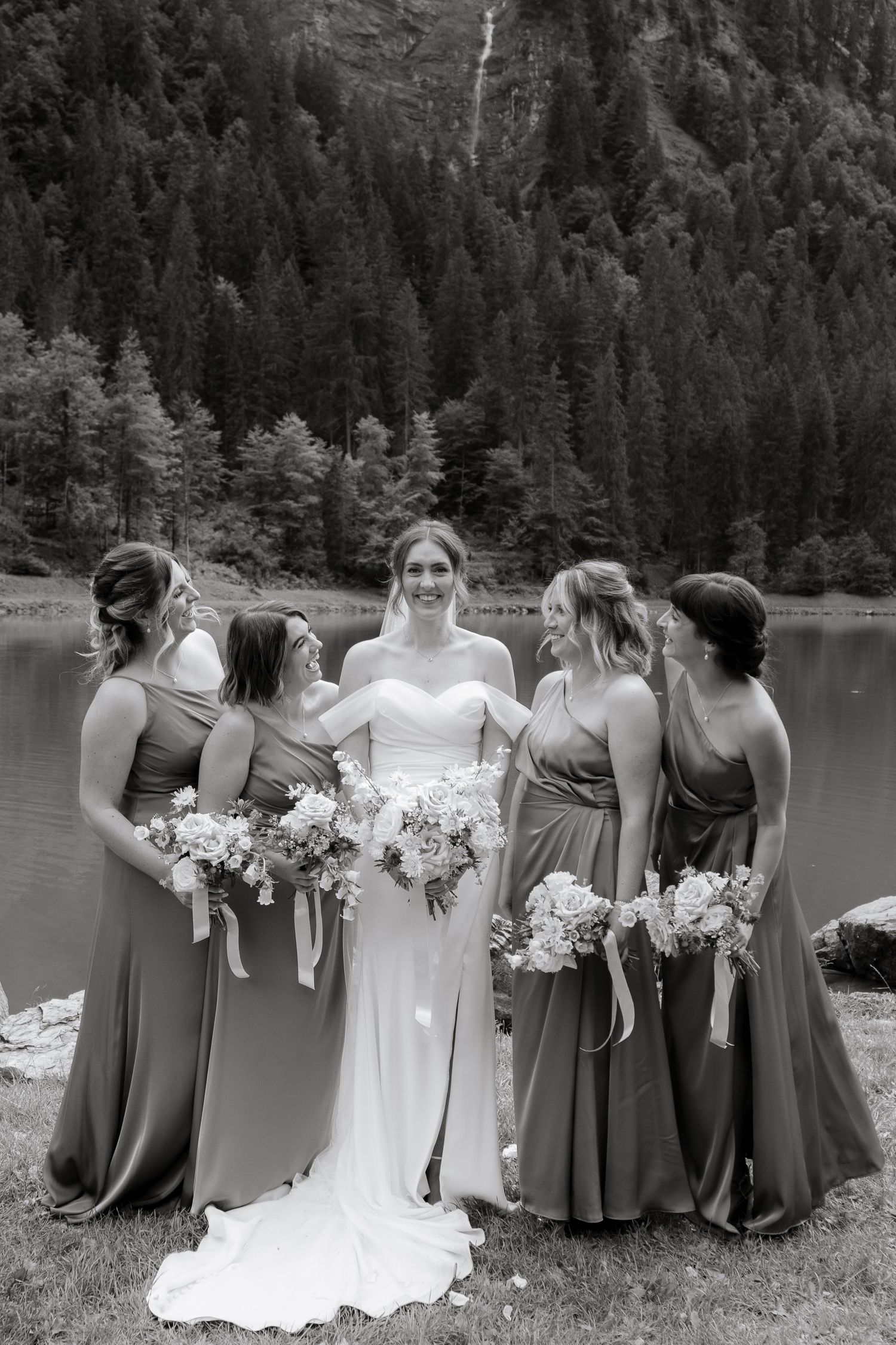Morzine Wedding photographer captures intimate wedding cermeony photos on Lac Montriond. Candid timeless documentary style photography.