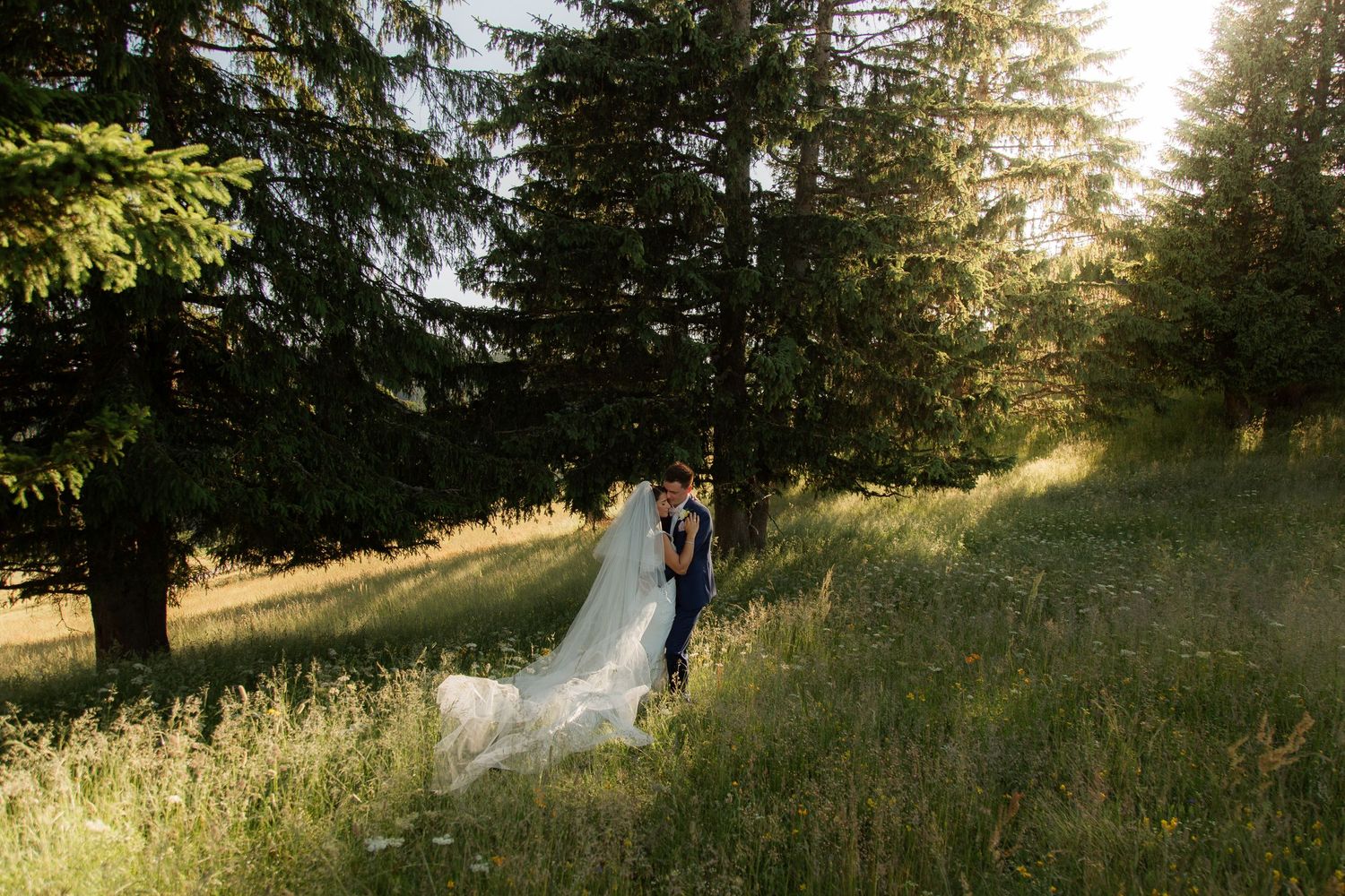 Morzine Wedding Photographer captures epic wedding photos in La Clusaz Wedding venue. French Mountain Wedding photographer. Outdoor Brides
