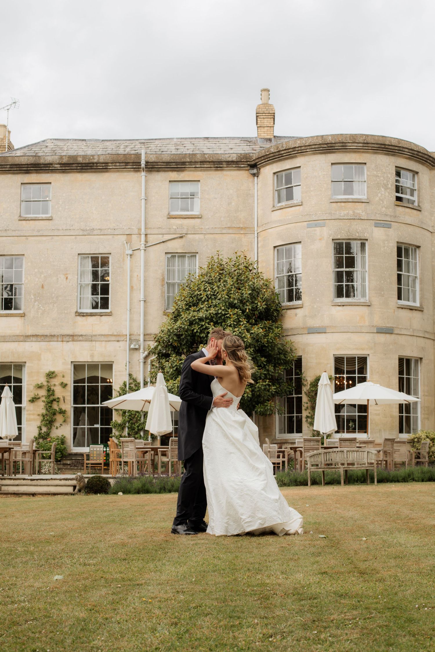 Documentary Style Cotswold Wedding Photographer captures wedding photos Gloucestershire Wedding Venue. Natural, candid wedding photography.
