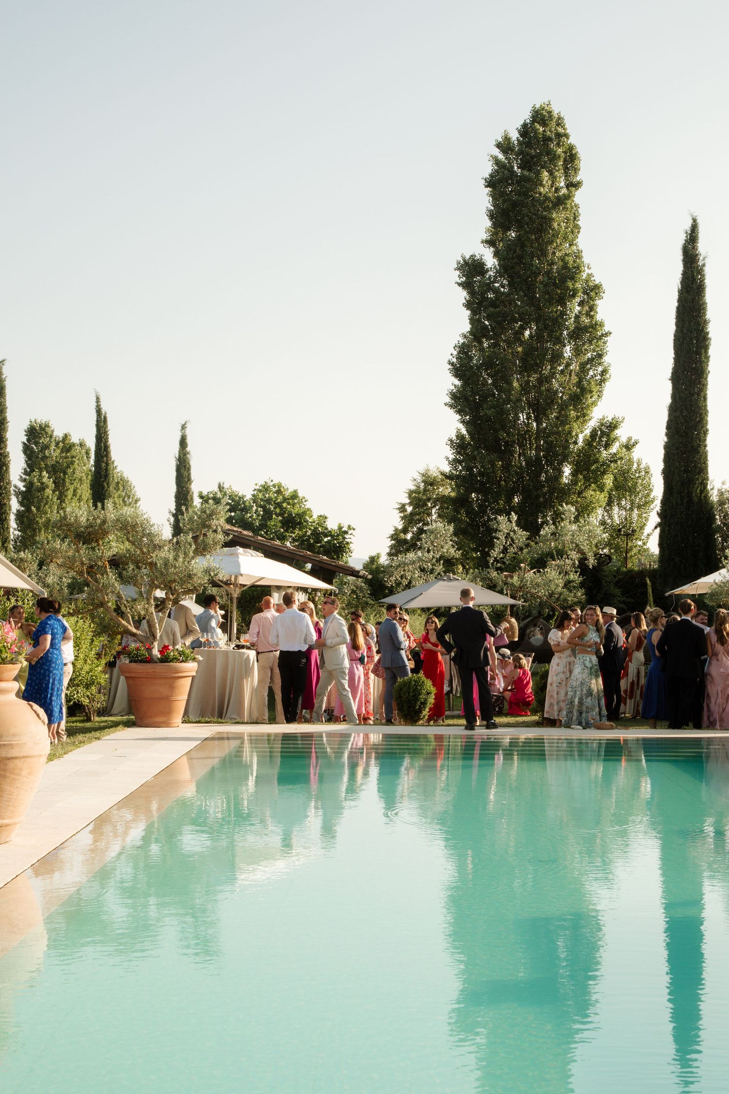 European Wedding Photographer captures wedding photos at a Tuscany Wedding venue. Italian wedding photographer, Timeless and candid photos.