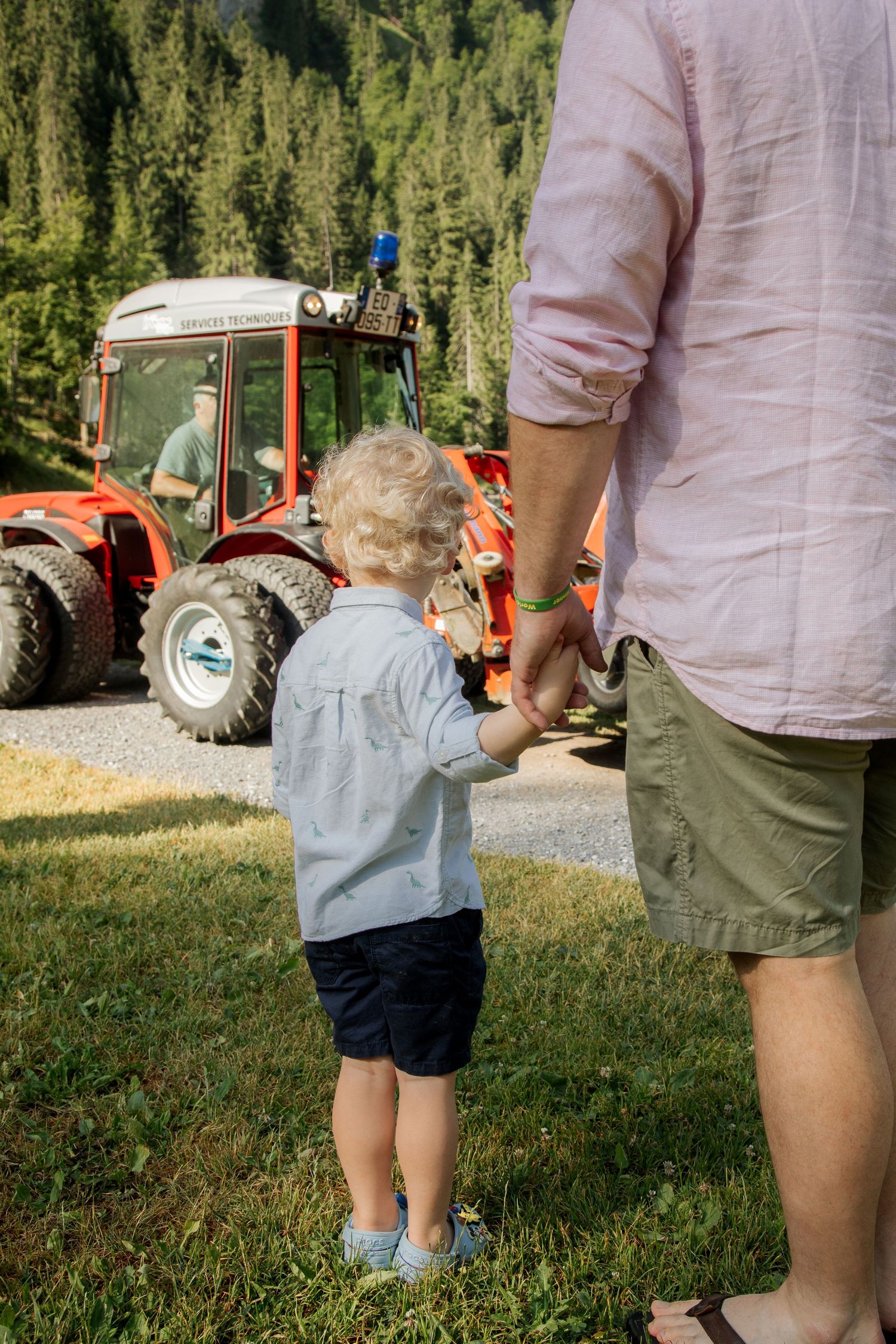 Family Photographer captures outdoor family photos. Family photography session captured by Morzine Photographer in St Jean D'Aulps