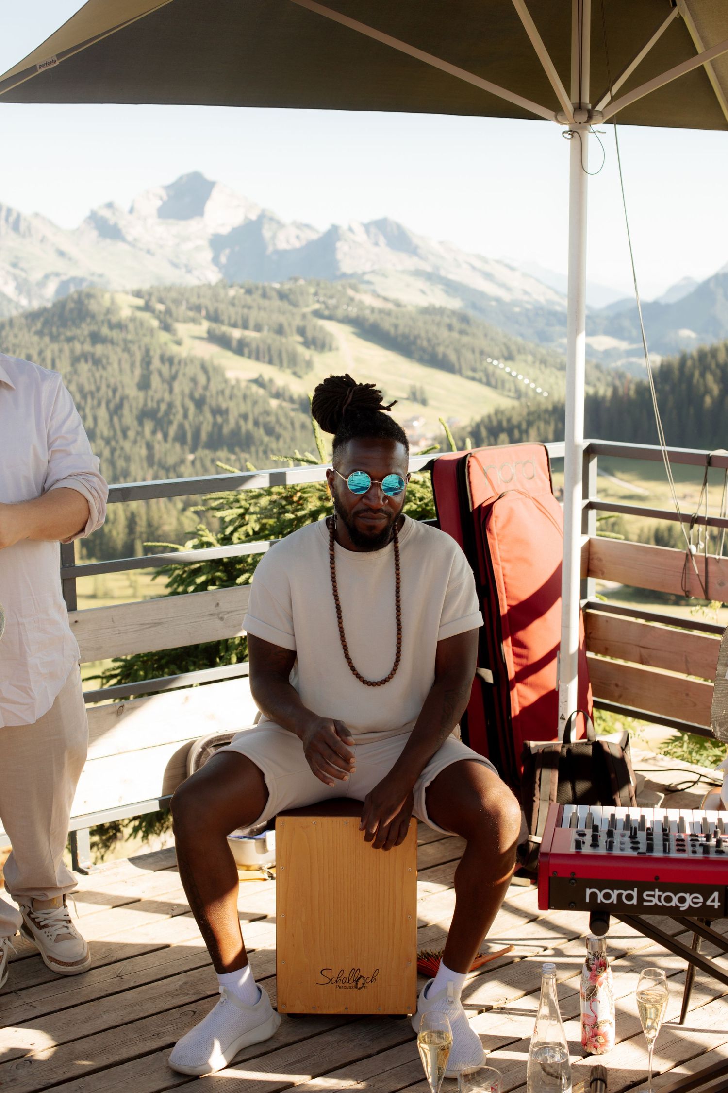 Morzine Wedding Photographer captures epic sunset wedding dinner in La Clusaz Wedding venue. French Alps, Mountain Wedding photographer.