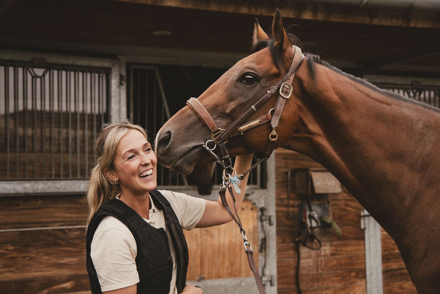 Paard, paardenfotografie, paardenwereld, paardenportret, dierenliefde, horse, horse photography, equestrian, jockey, horse racing, stable.