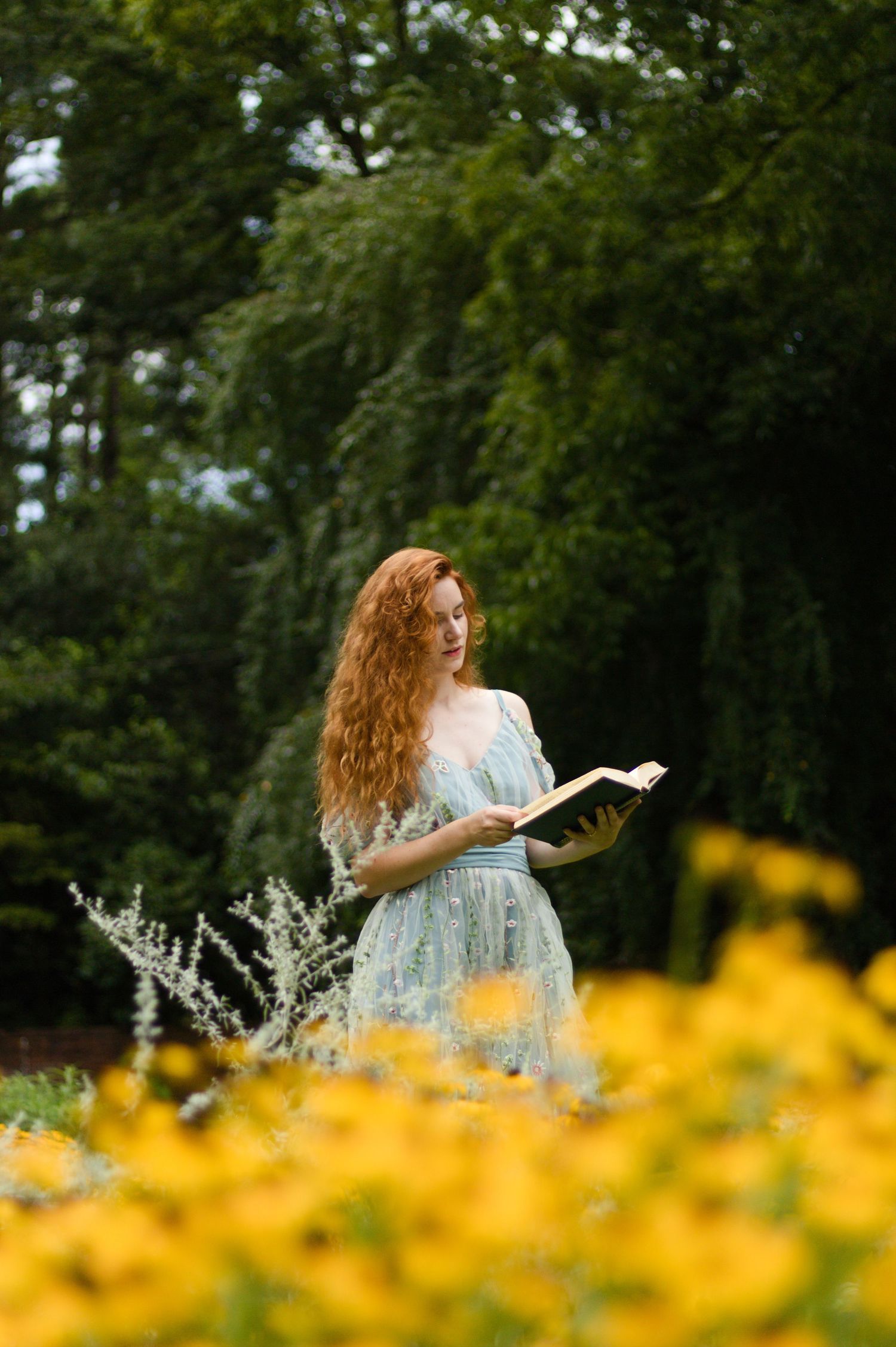 Portrait session in the garden