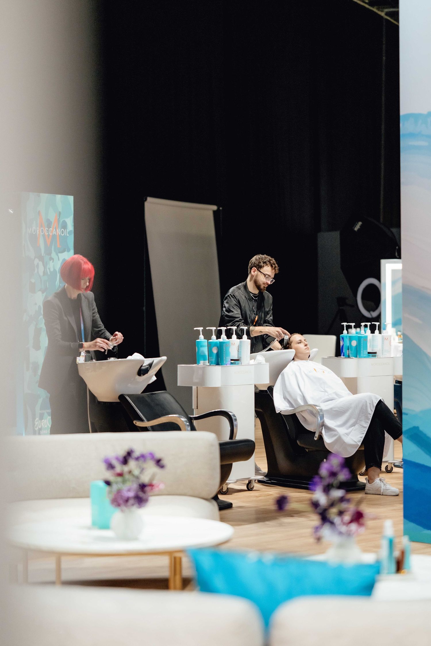 sfeerbeelden bedrijfsomgeving Bradamedia Moroccanoil event store opening productlancering