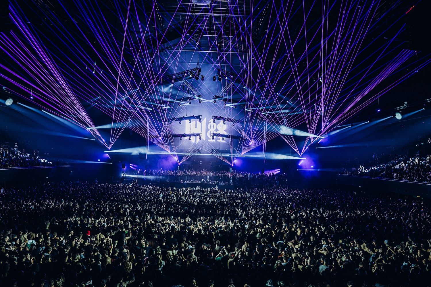 Bradamedia Verknipt fotografie techno festival mainstage DJ performance
