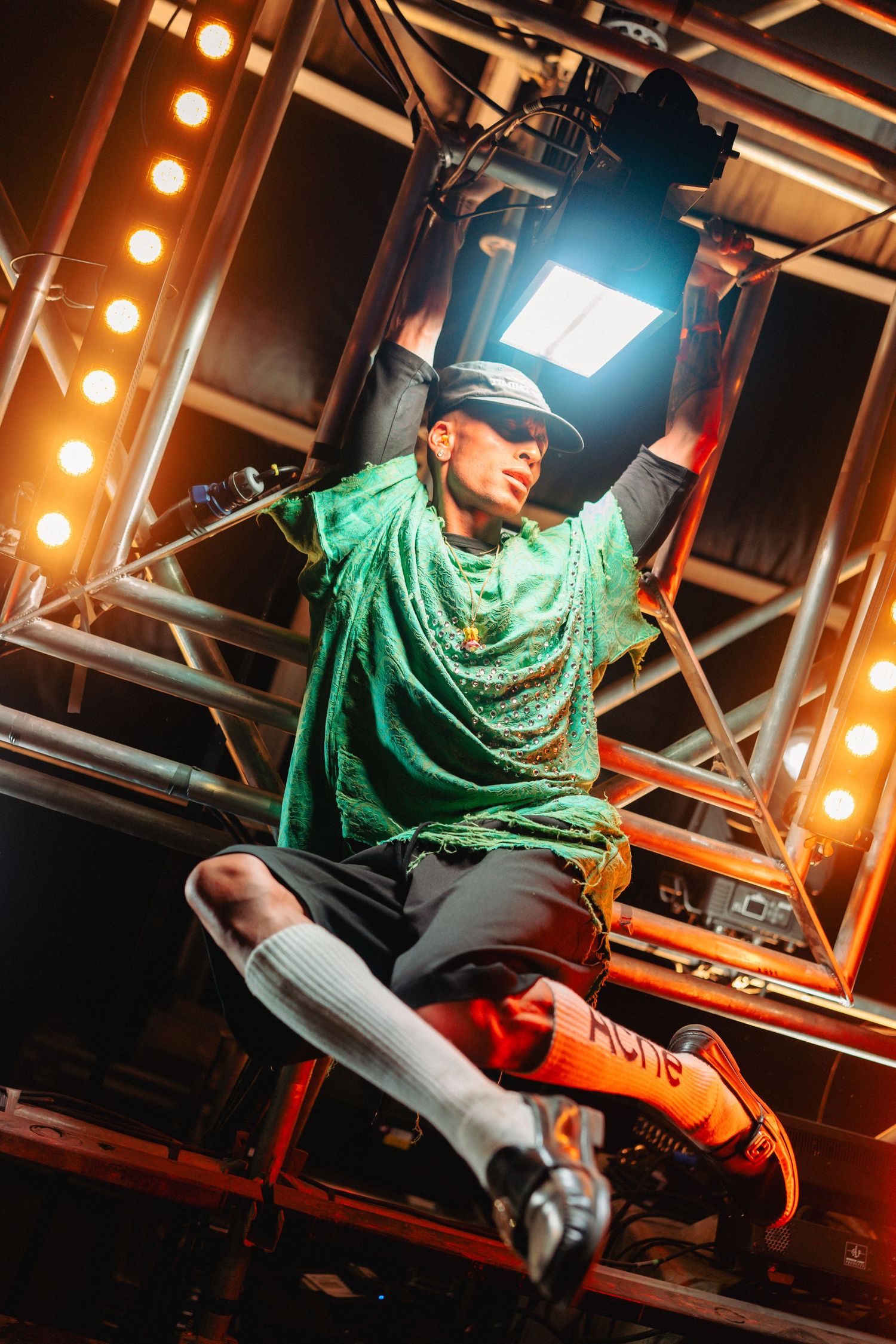 EDM community high-resolution imagery Bradamedia festival experience Awakenings fotografie