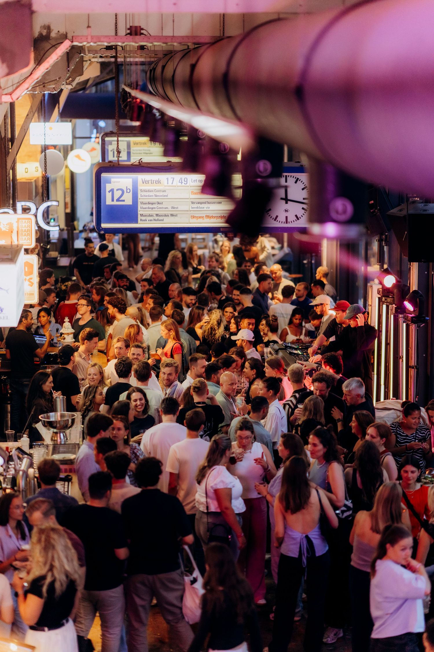 feest opening restaurant bradamedia horeca eten