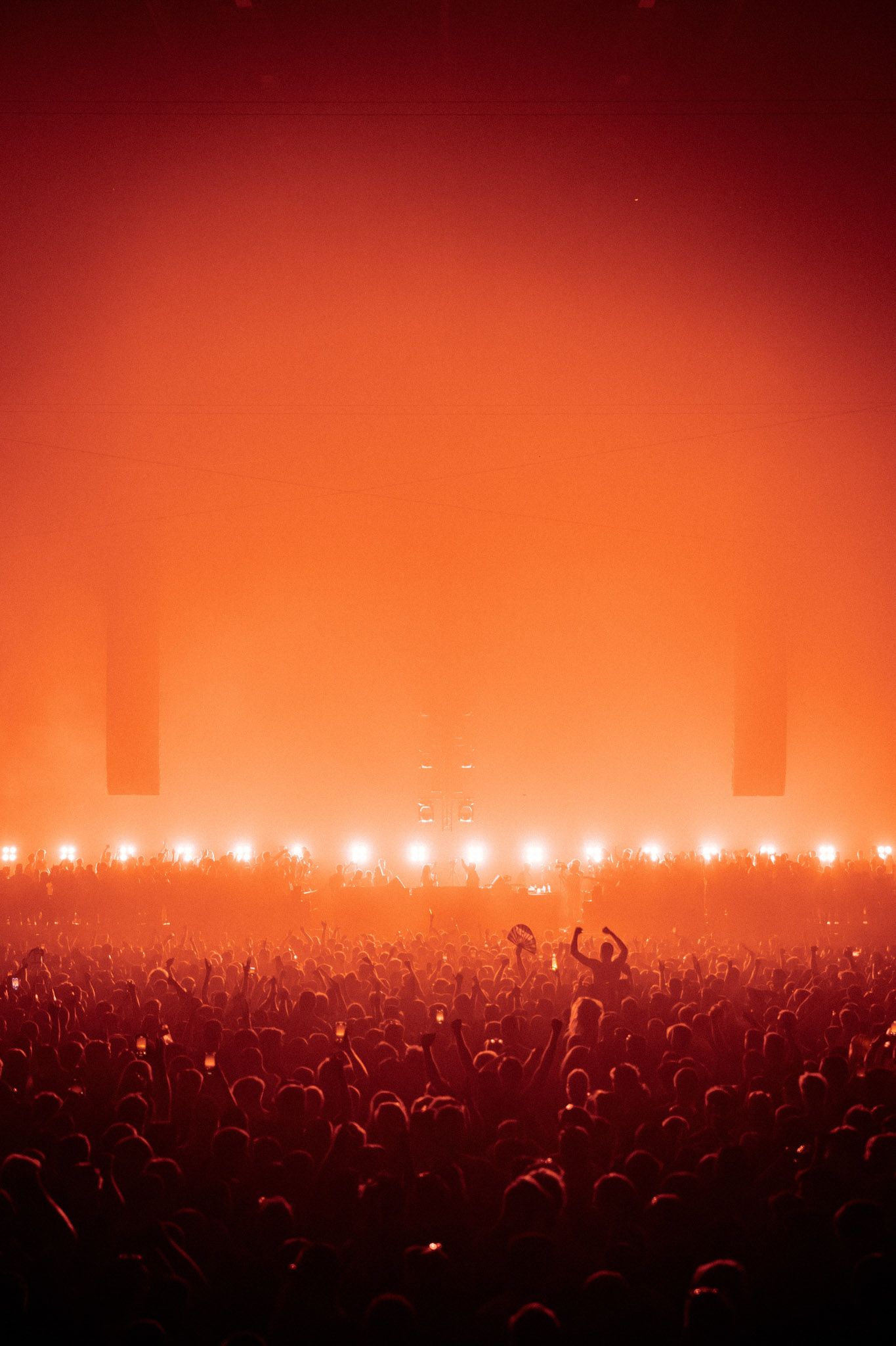 Bradamedia professionele evenementfotograaf ravefotografie laserprojecties clubreportage