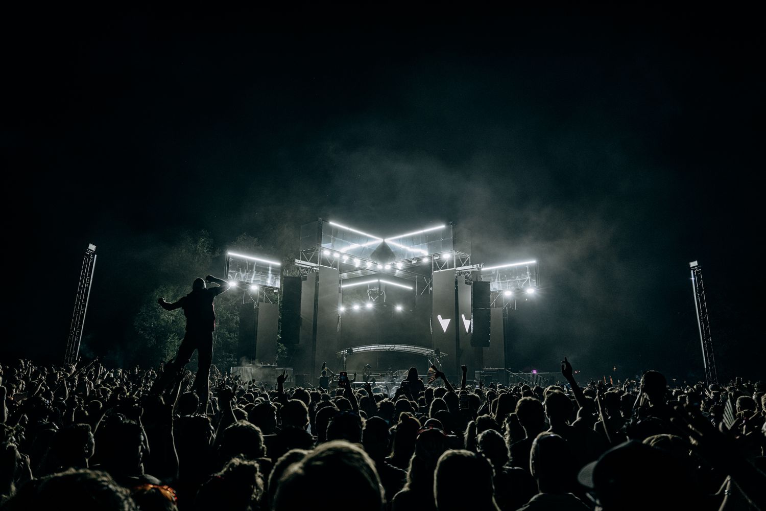 live optreden festivalreportage Bradamedia crowd energy artiestenfotografie