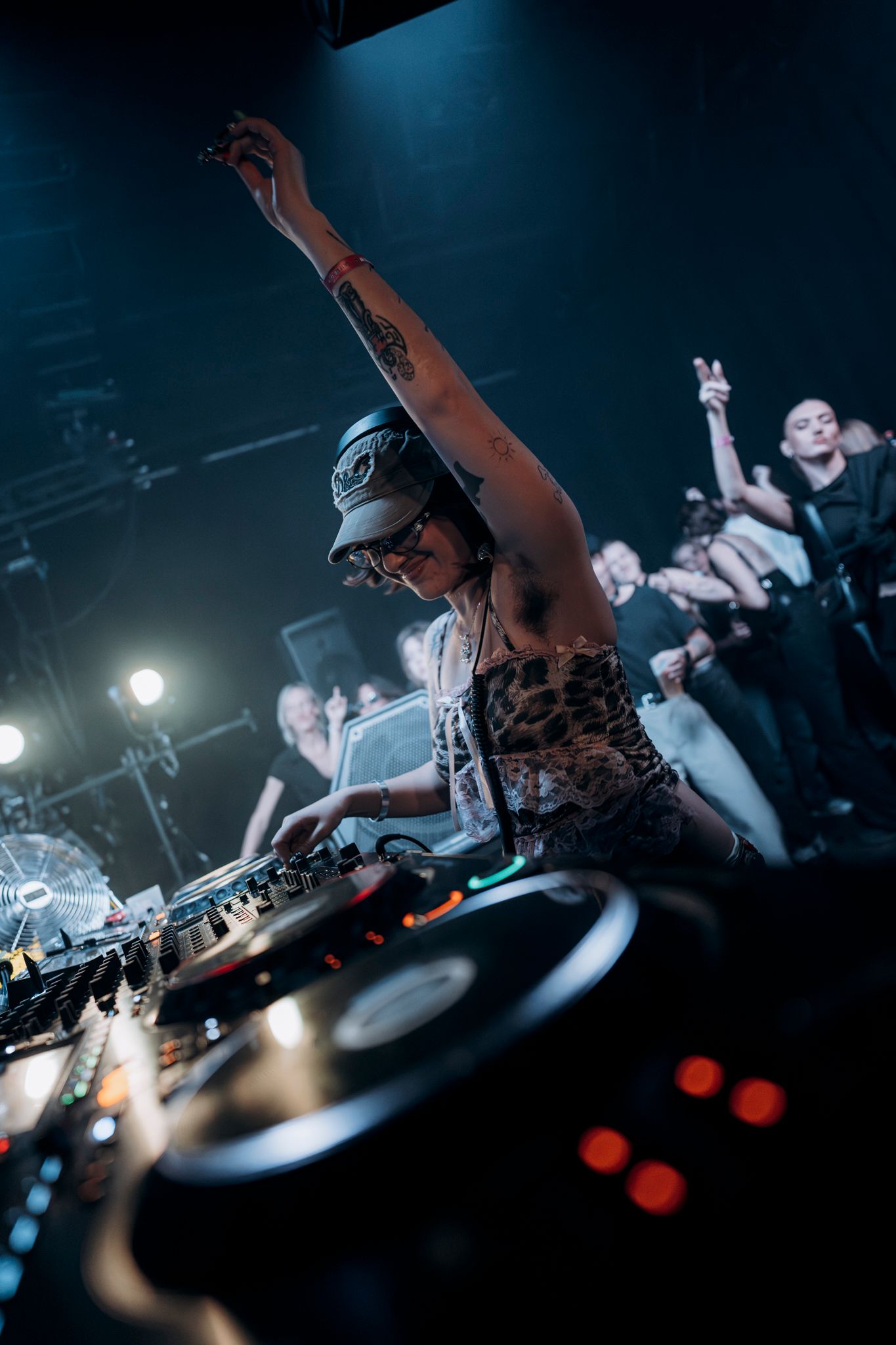 dgtl bradamedia house techo ade nightlife