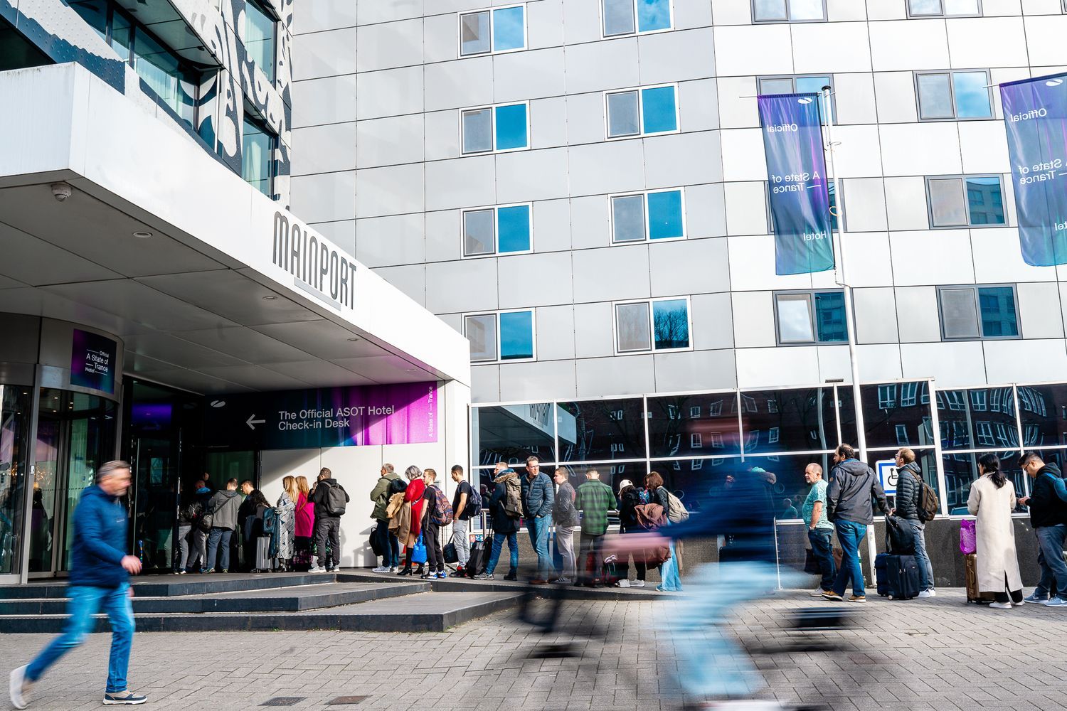 asot hotel bradamedia armin van buuren trance