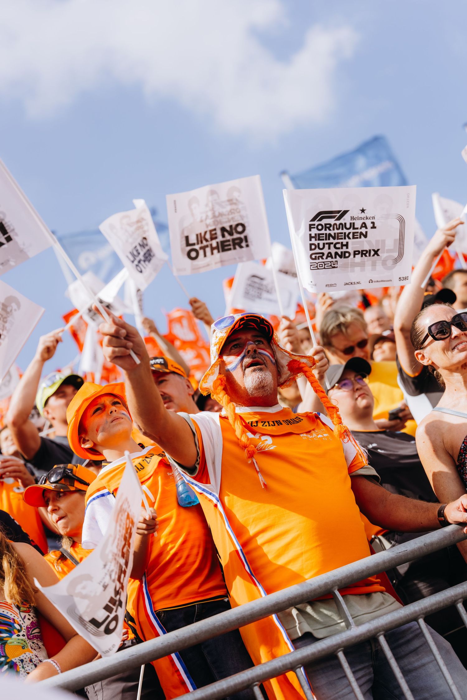 professionele fotograaf autosport evenement Bradamedia trackside fotografie grid start