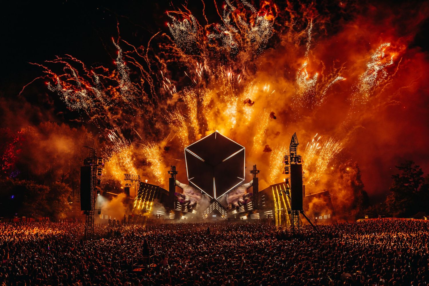 mysteryland bradamedia festival edm techno rotterdam