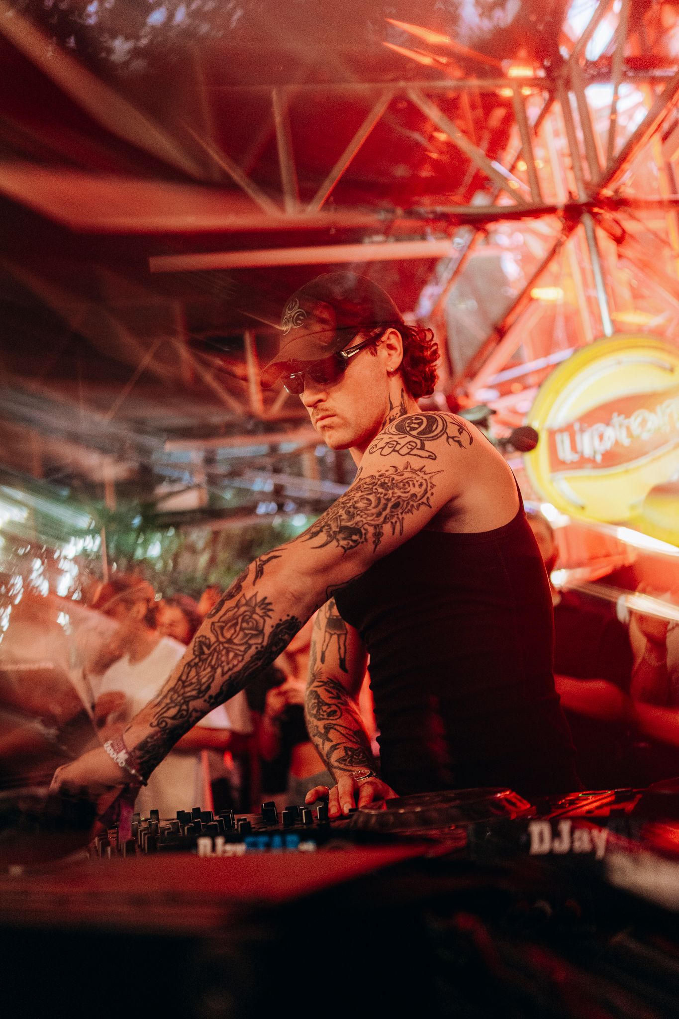 festival registratie Bradamedia Awakenings close-up details festival vibes