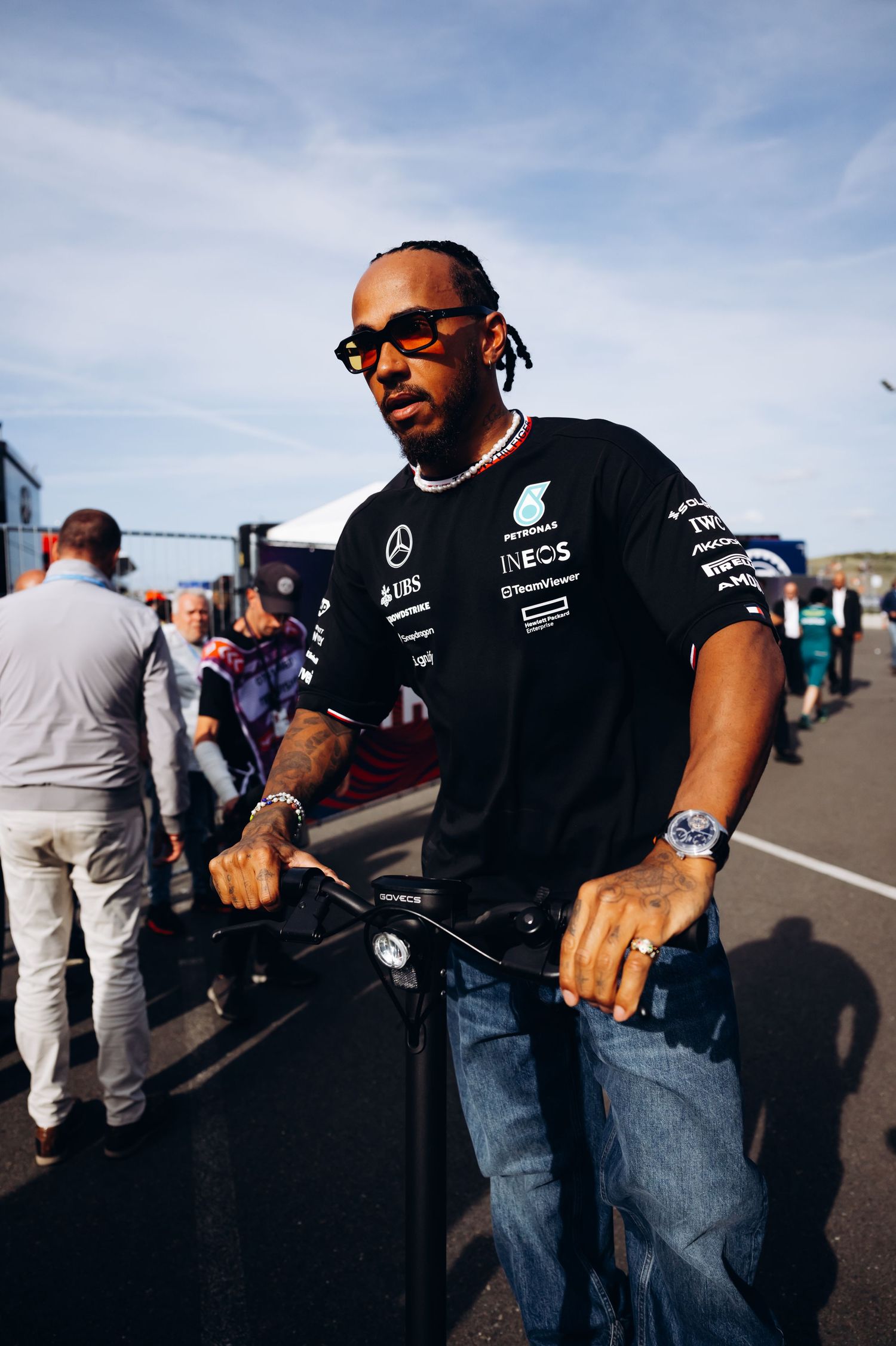 racefoto’s coureurs raceauto’s Bradamedia pitstraat grand prix Lewis Hamilton