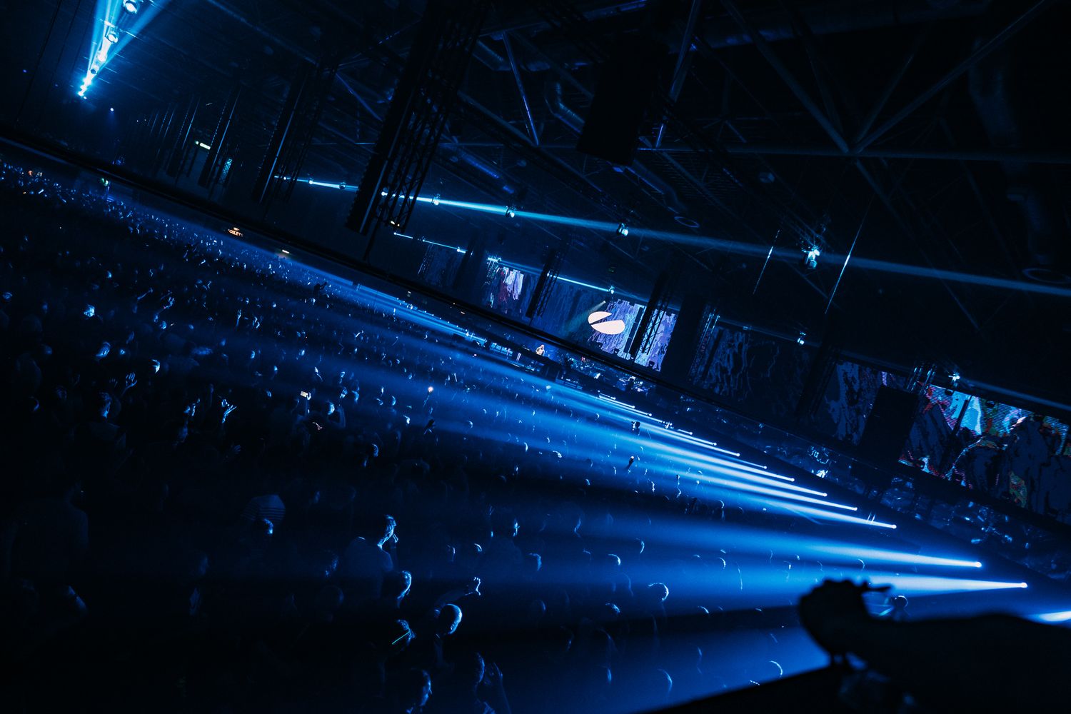 Bradamedia eventfotografie elektronische beats festival visuals professional photographer