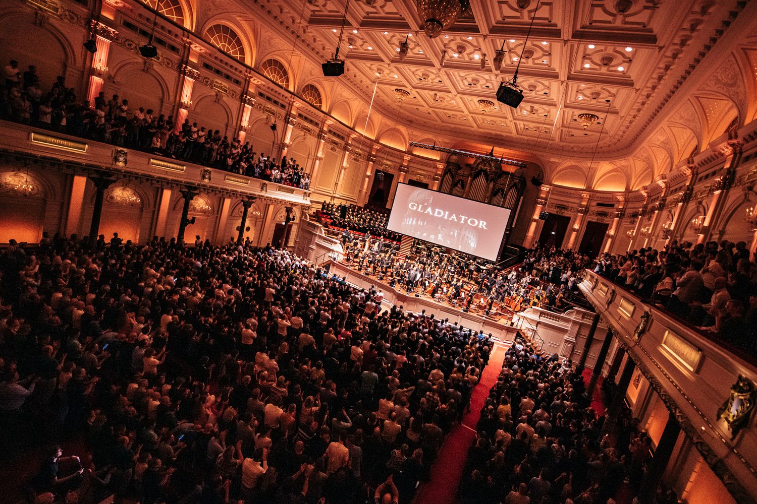 filmmuziek culturele ervaring Bradamedia orkestleden concertzaal spectre in concert