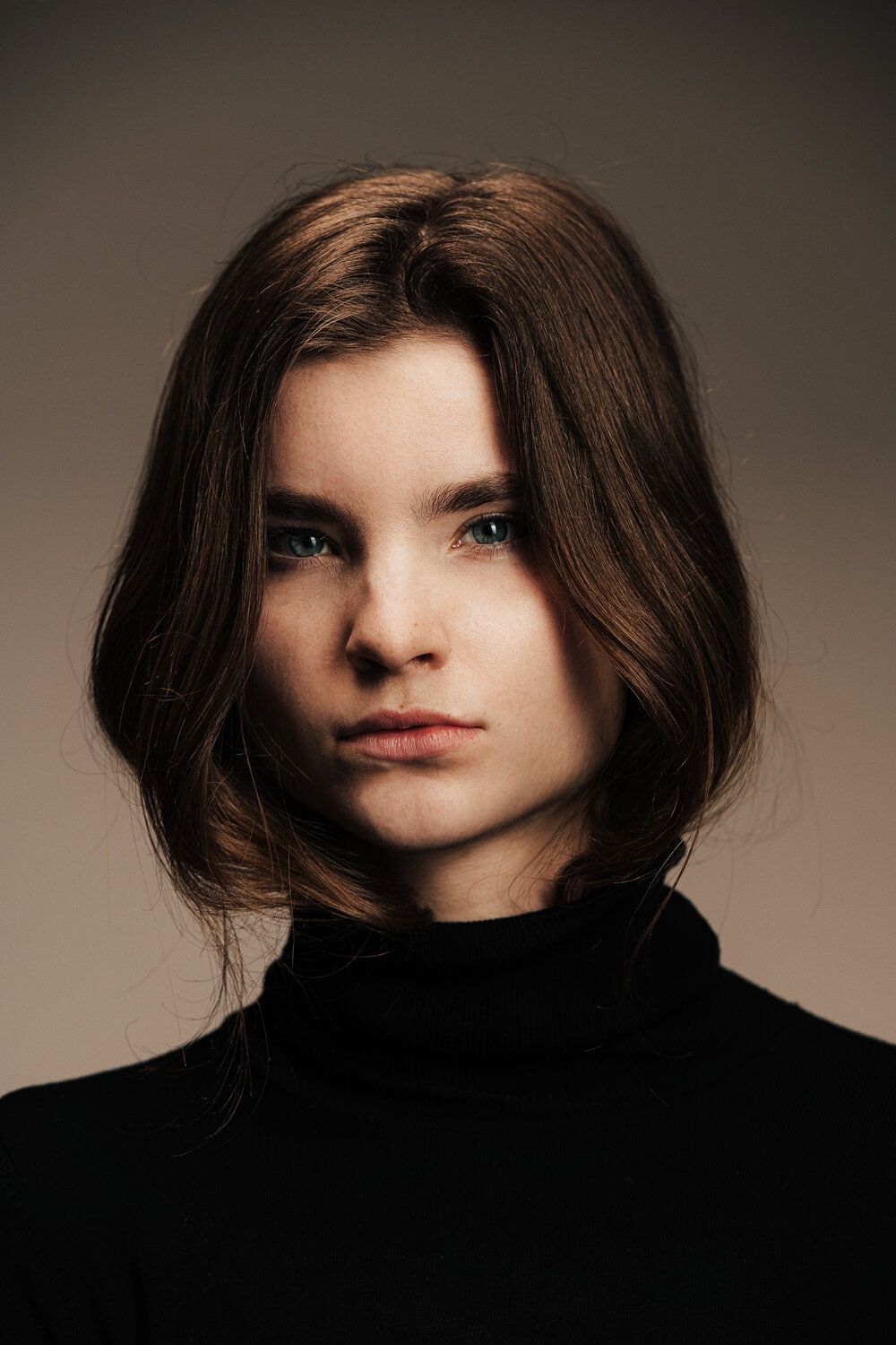 contemporary headshot Bradamedia crisp modern aesthetic