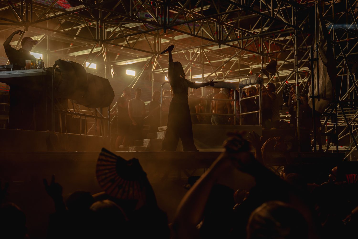 creative festivalshots mainstage visuals Bradamedia artist spotlight EDM community