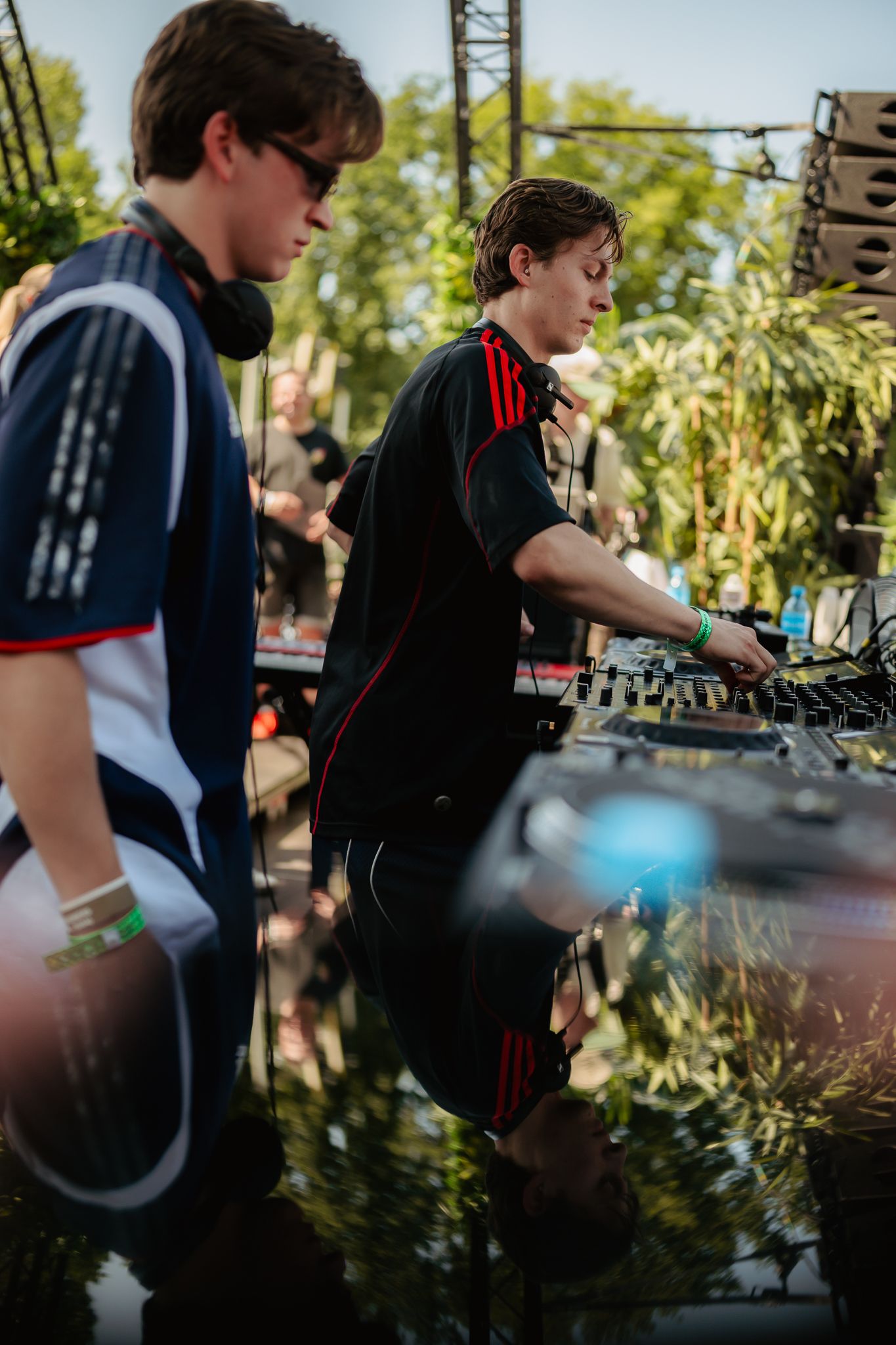festival sfeer muziekfestival Bradamedia community vibes Amsterdam heritage