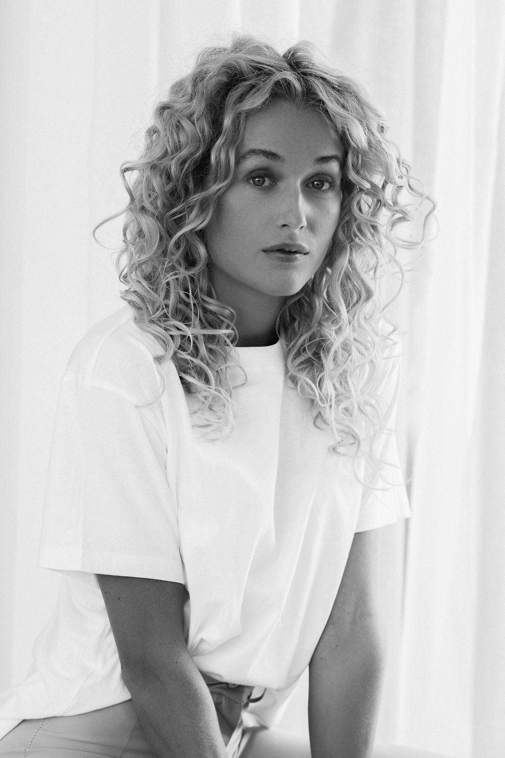 editorial portrait Bradamedia modern style photography