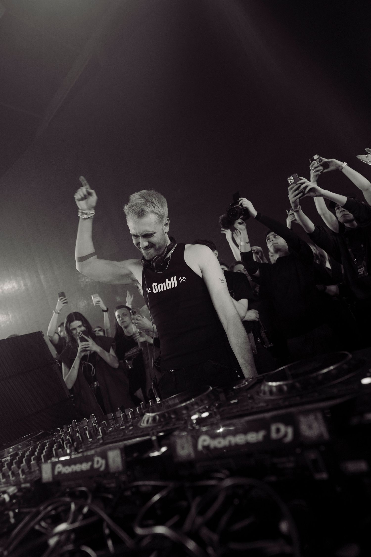 Marlon Hoffstadt live Bradamedia festival vibes DJ performance