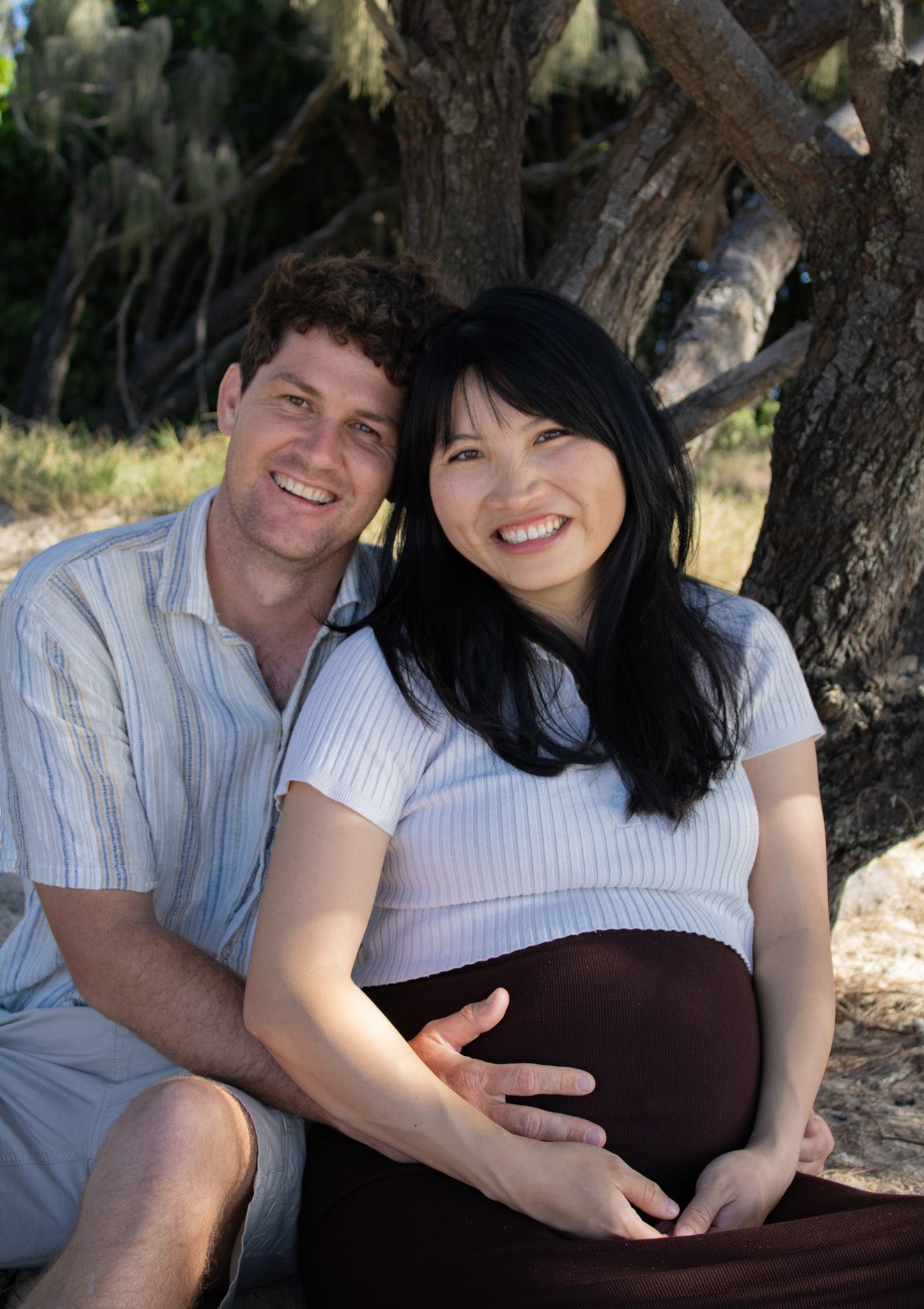 Maternity photos at the beach.